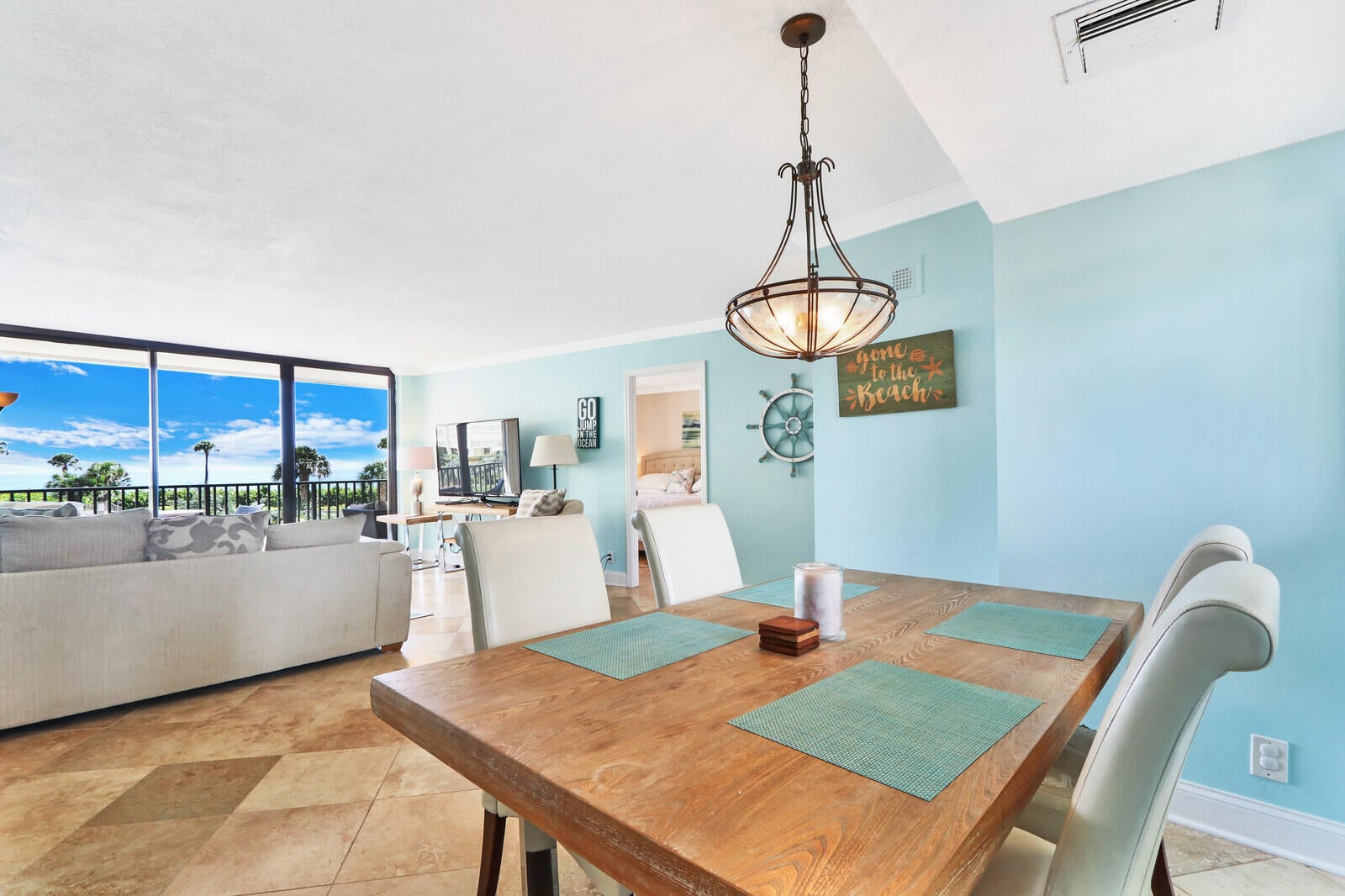Unit 204 photo 9