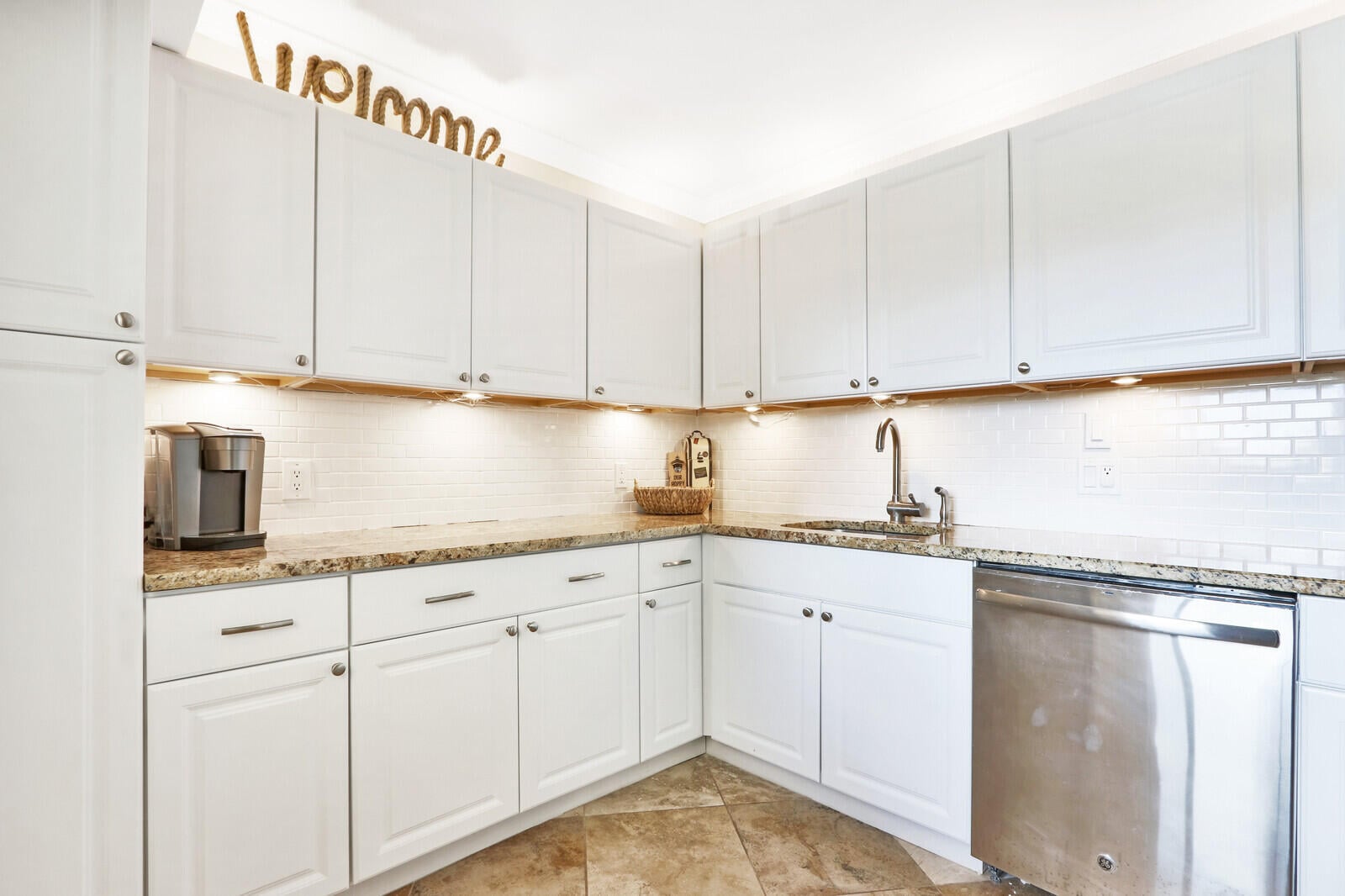Unit 204 photo 12