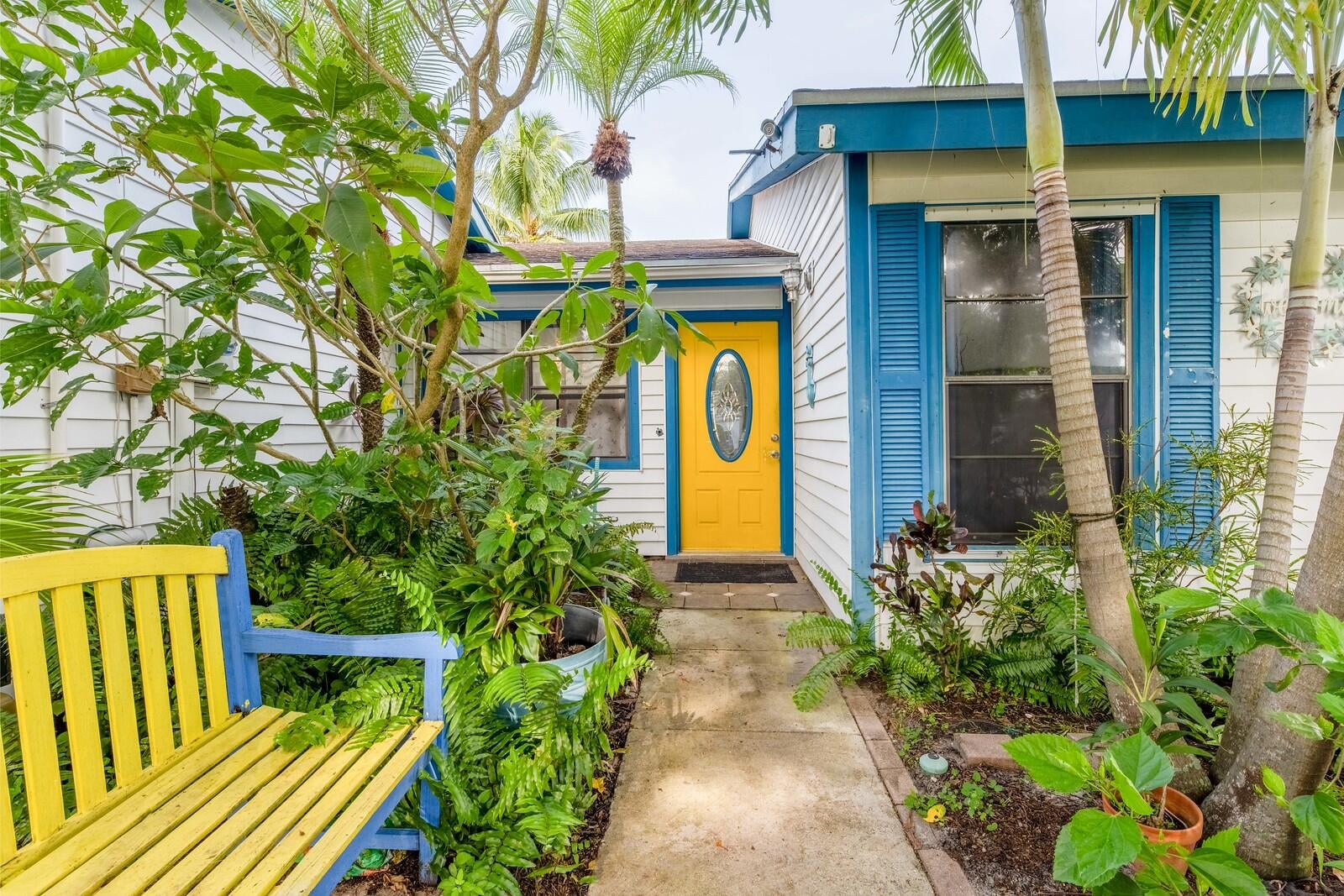 Residence photo 2