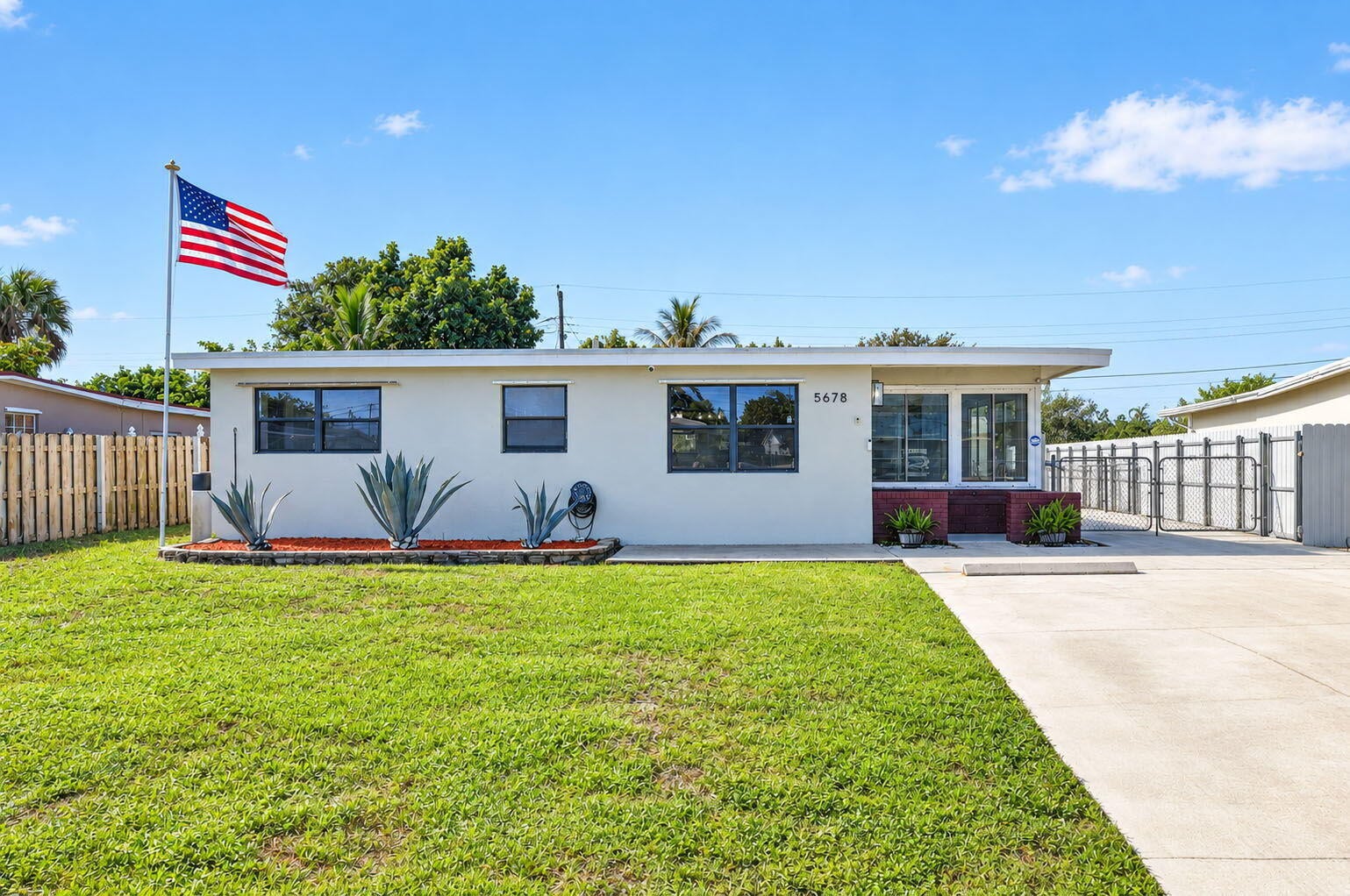  Residence photo 5