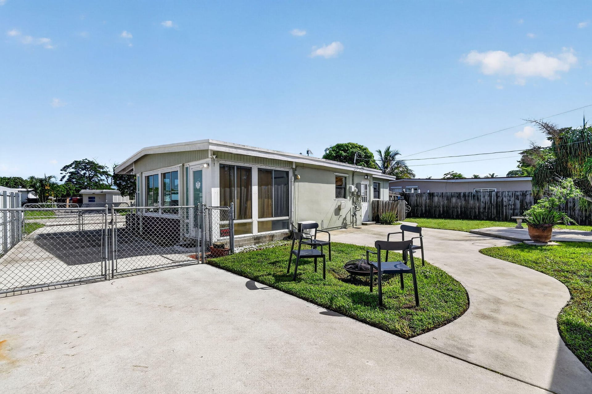  Residence photo 35