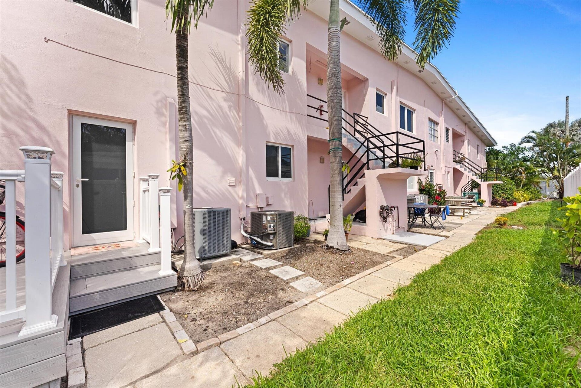 Downtown Delray Beach Unit 4 photo 34