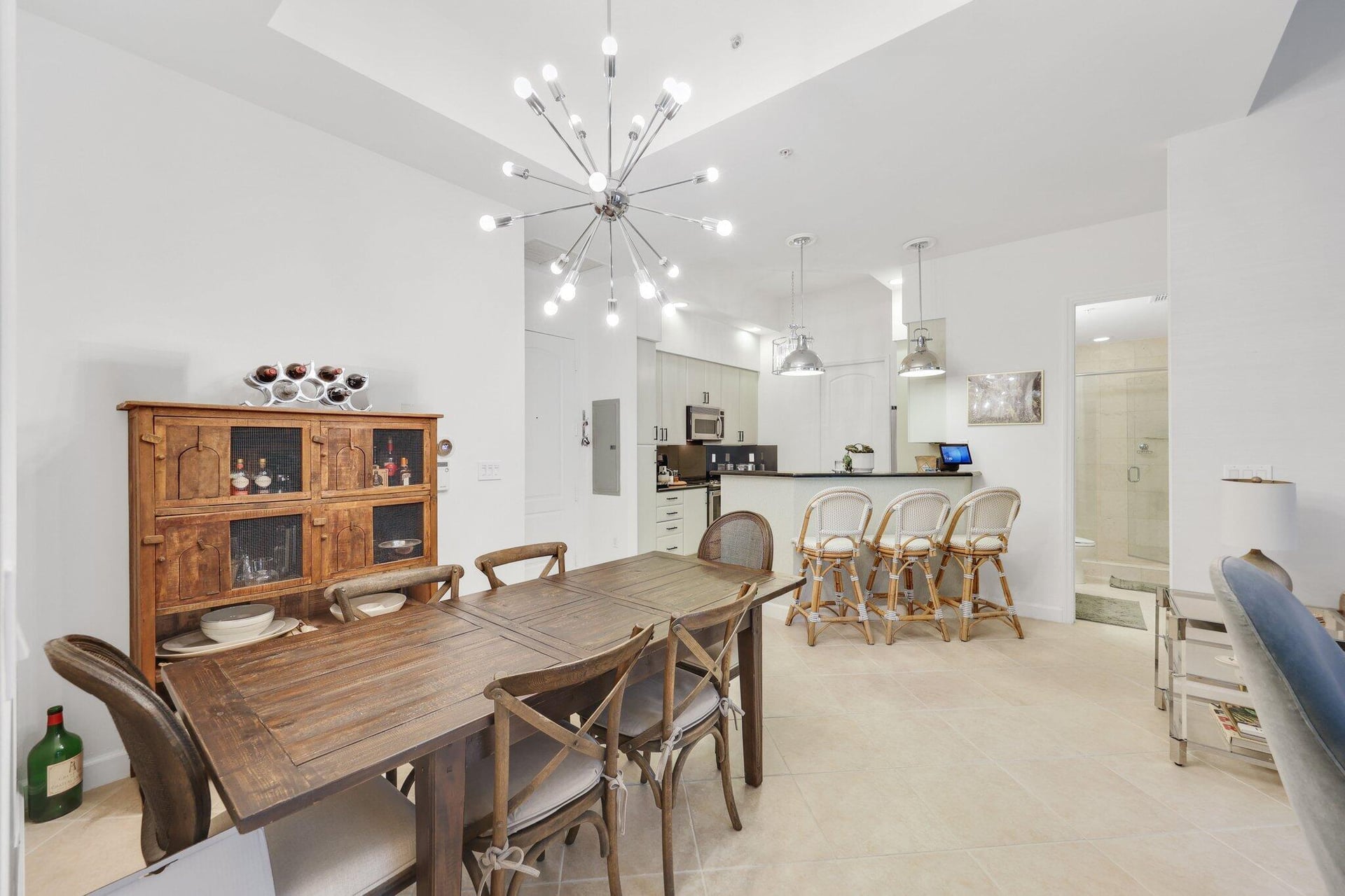 One City Plaza Unit 1621 photo 7