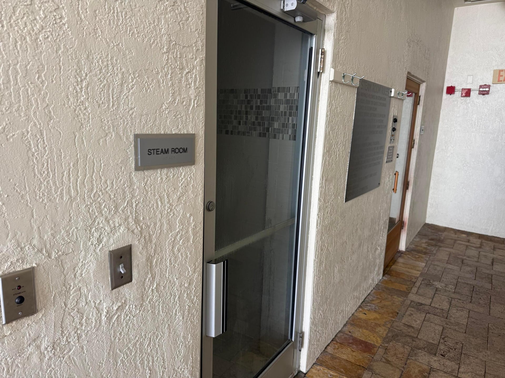One City Plaza Unit 1621 photo 32