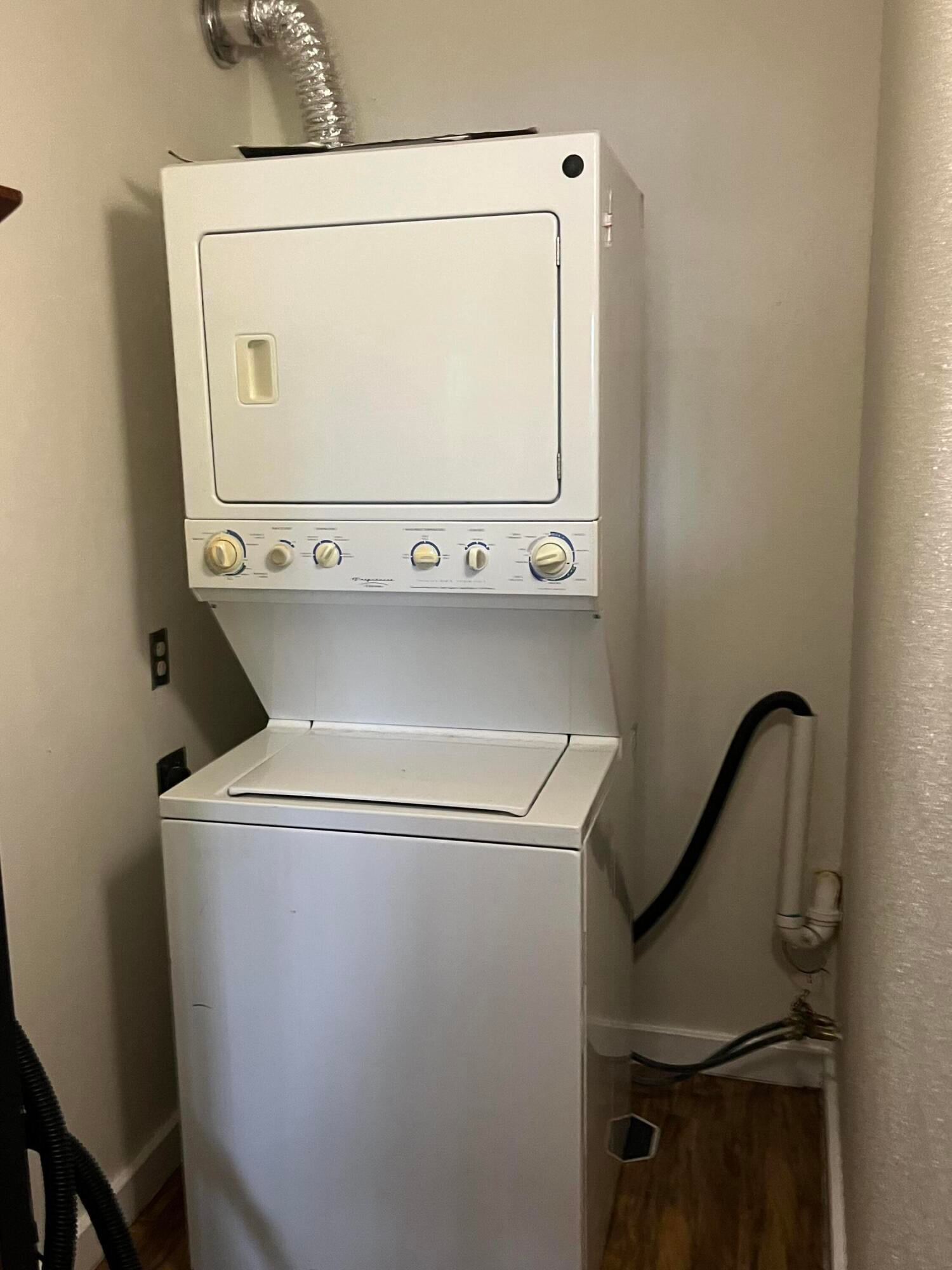  Residence photo 16
