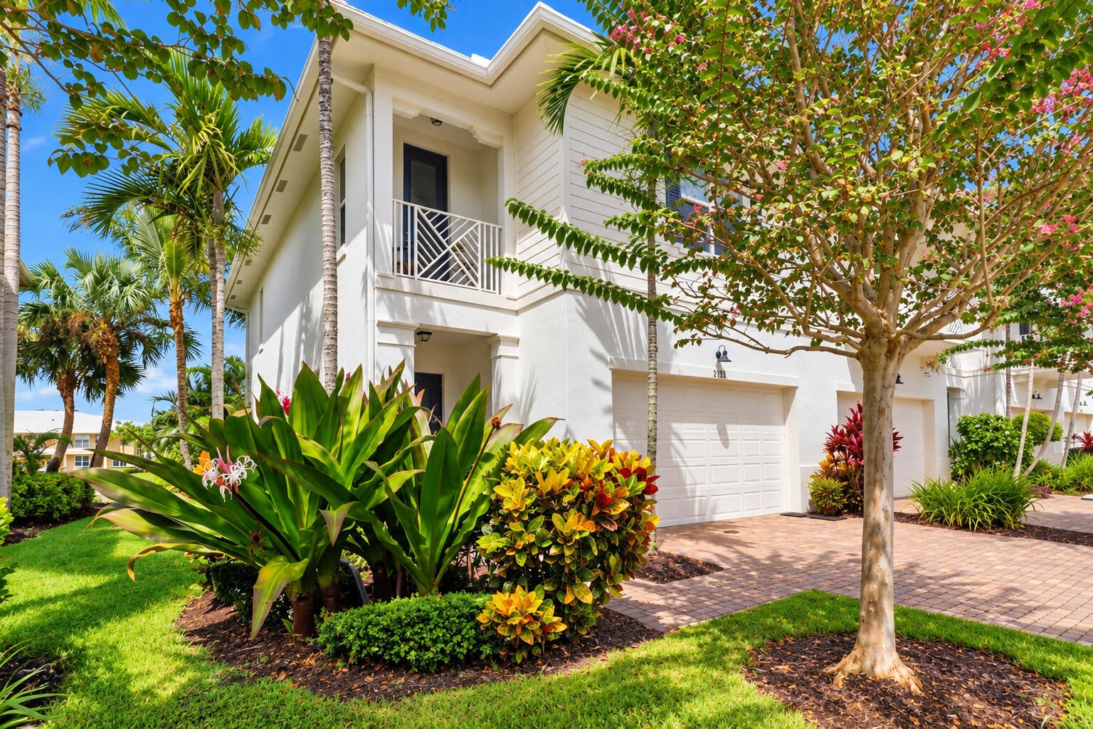 Residence photo 2