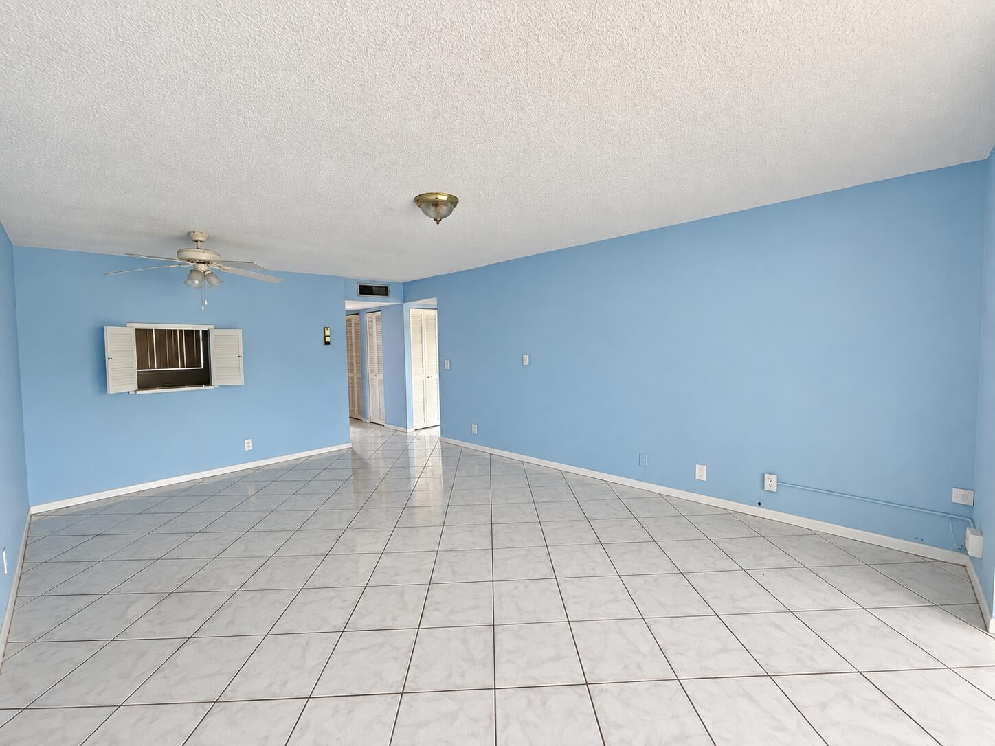 Unit 202 photo 3