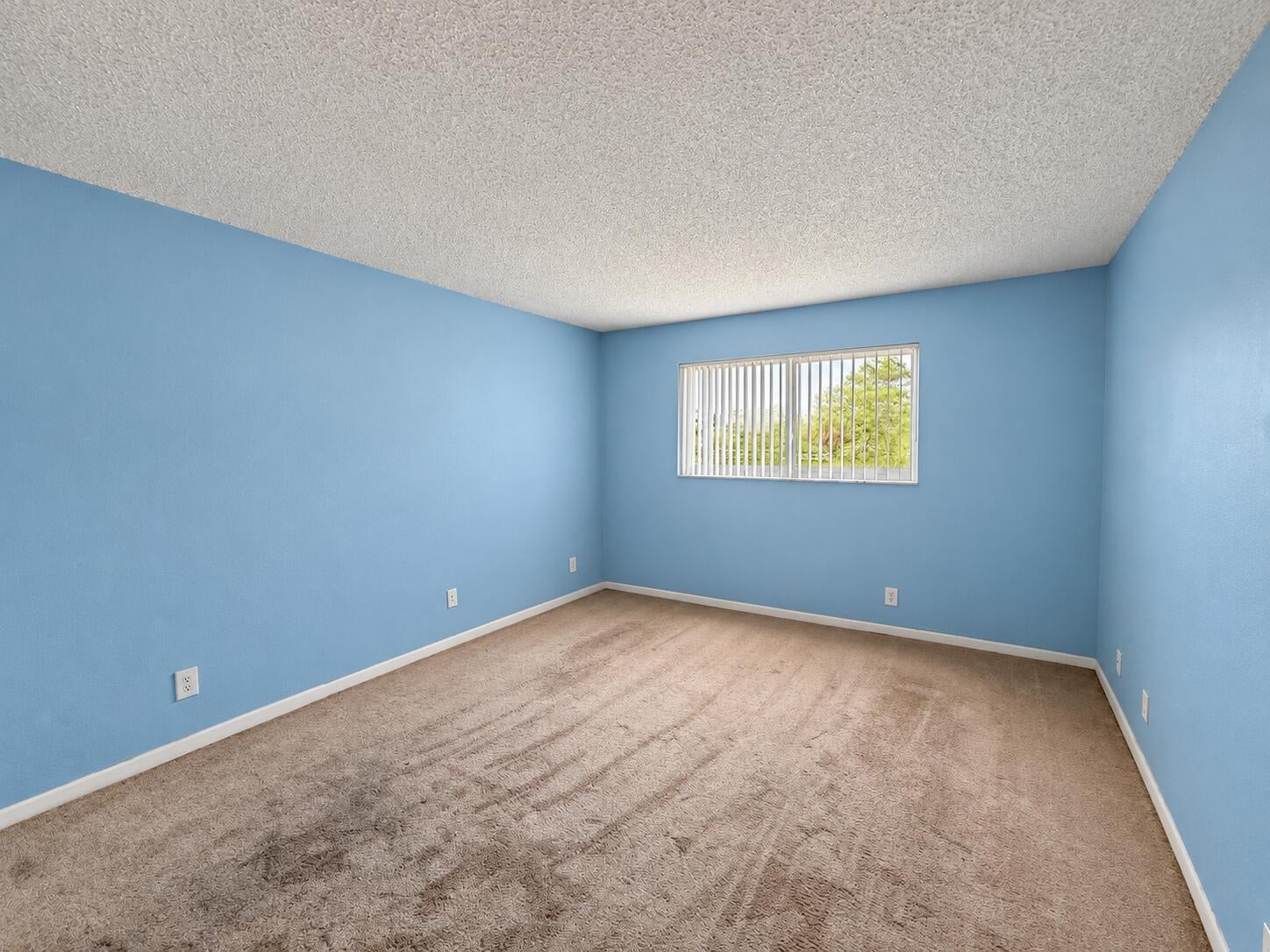 Unit 202 photo 7