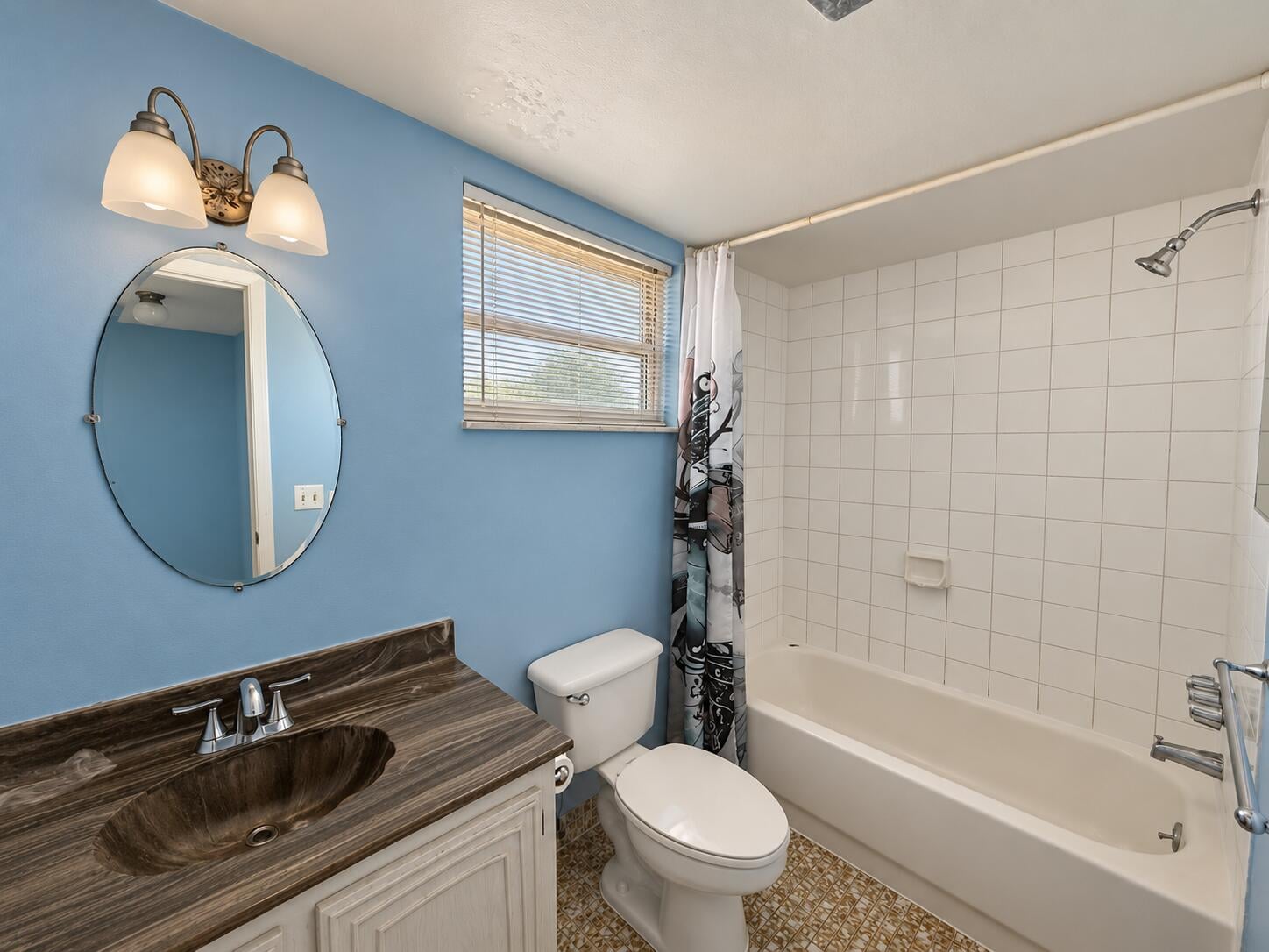 Unit 202 photo 9