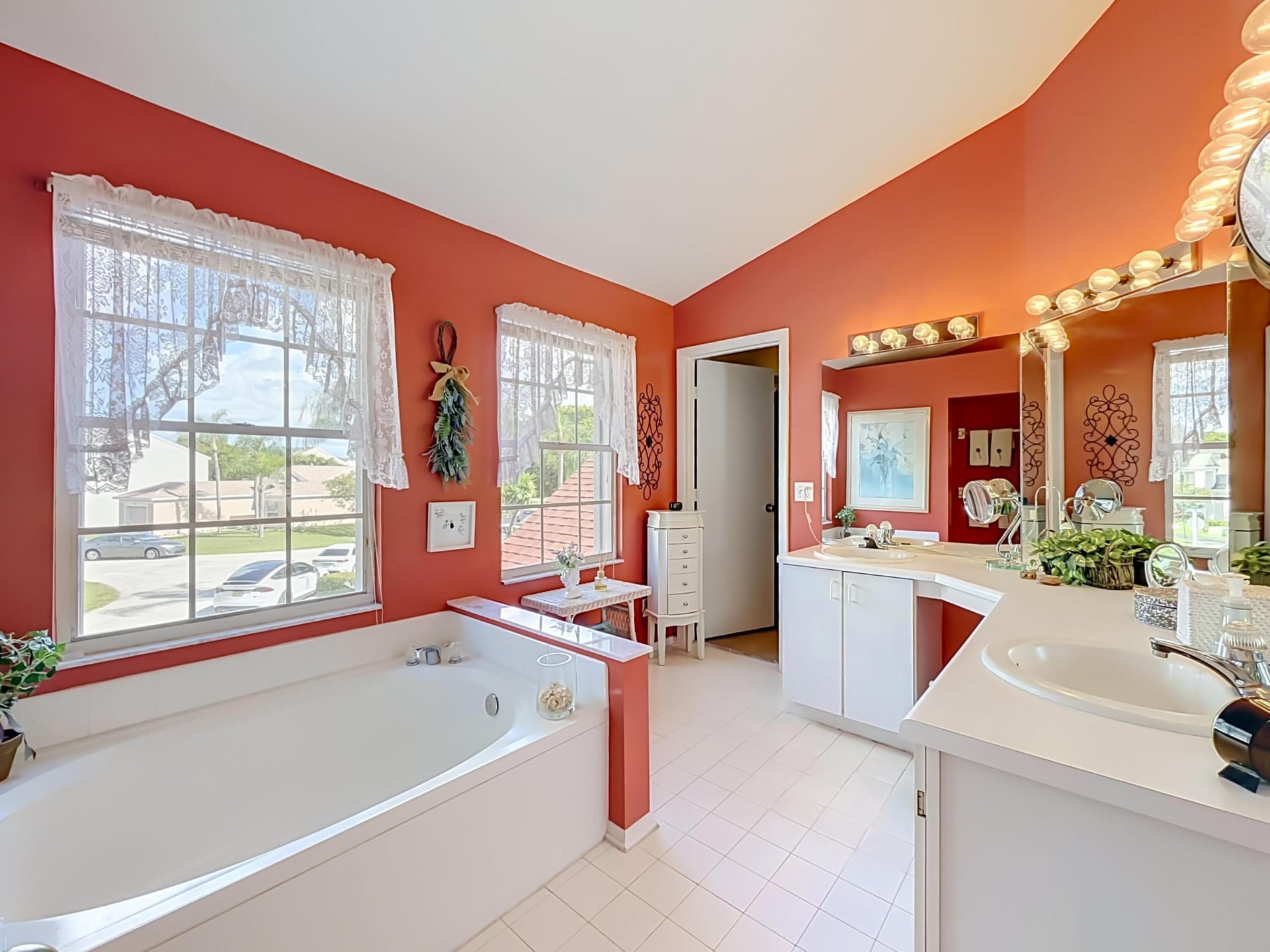 Residence photo 38