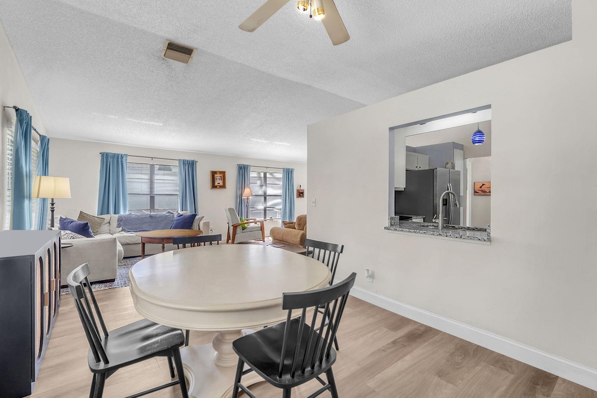  Residence photo 11