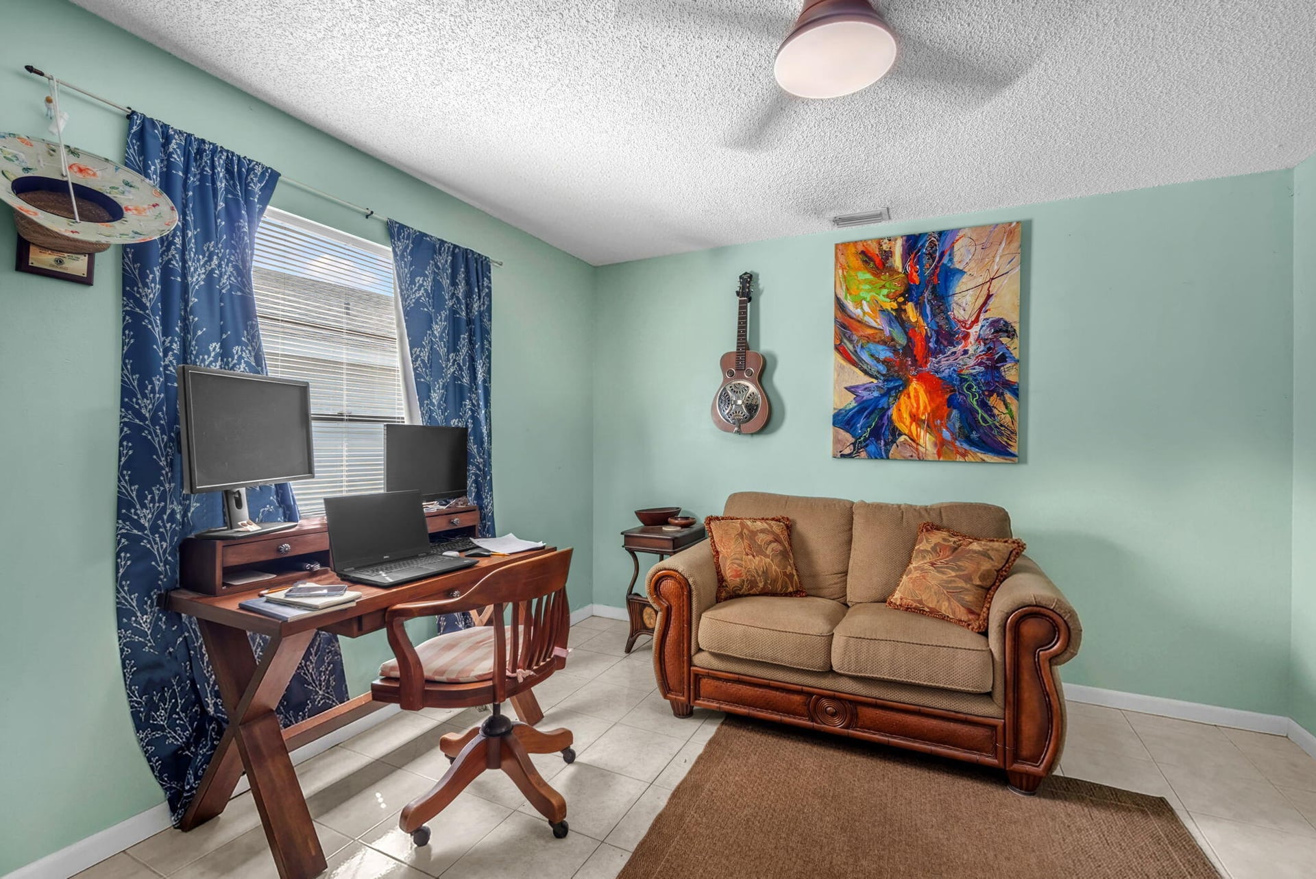  Residence photo 17