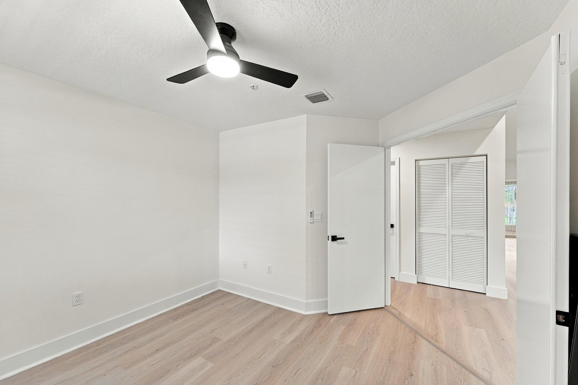  Unit 201 photo 24