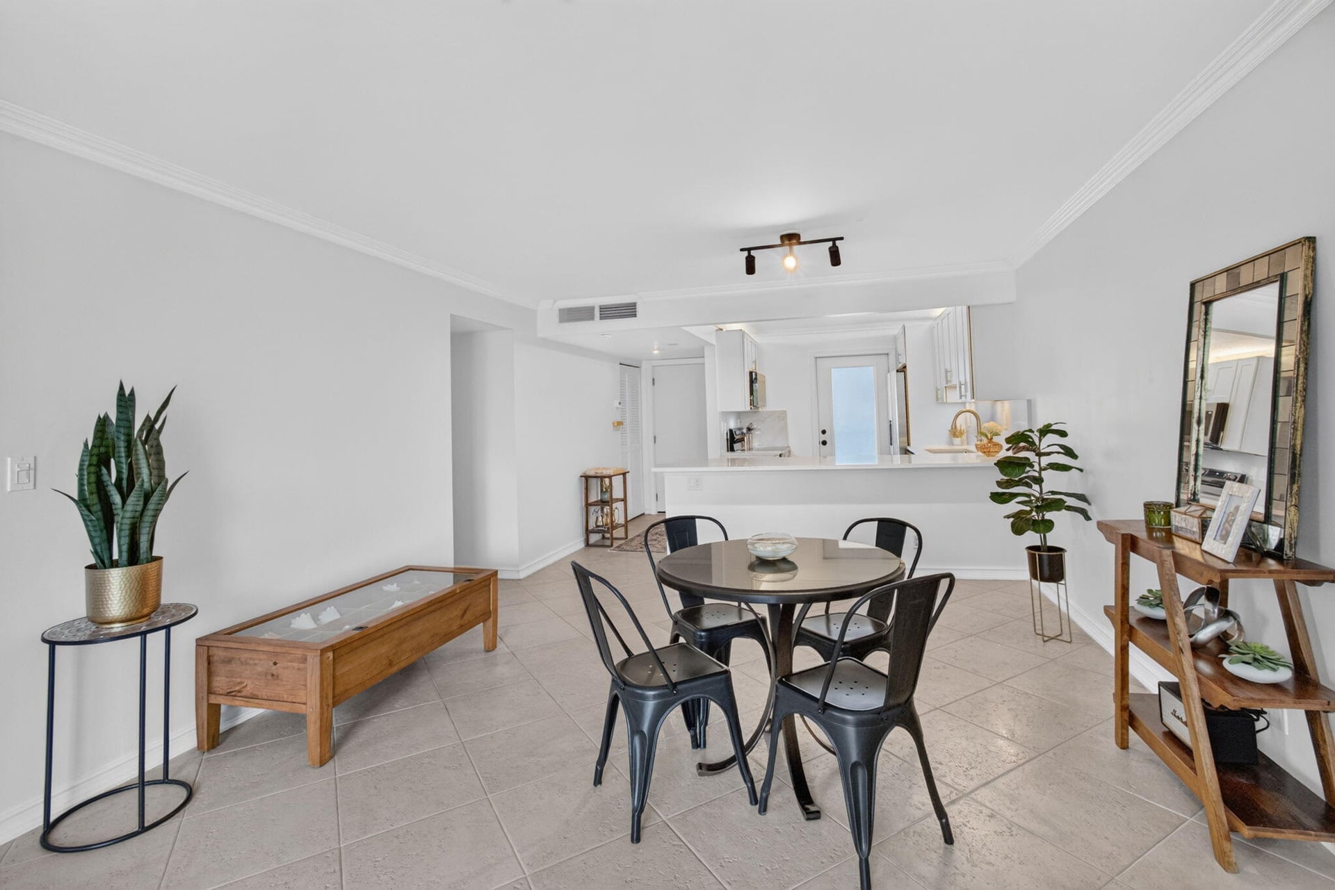  Unit 4140 photo 17