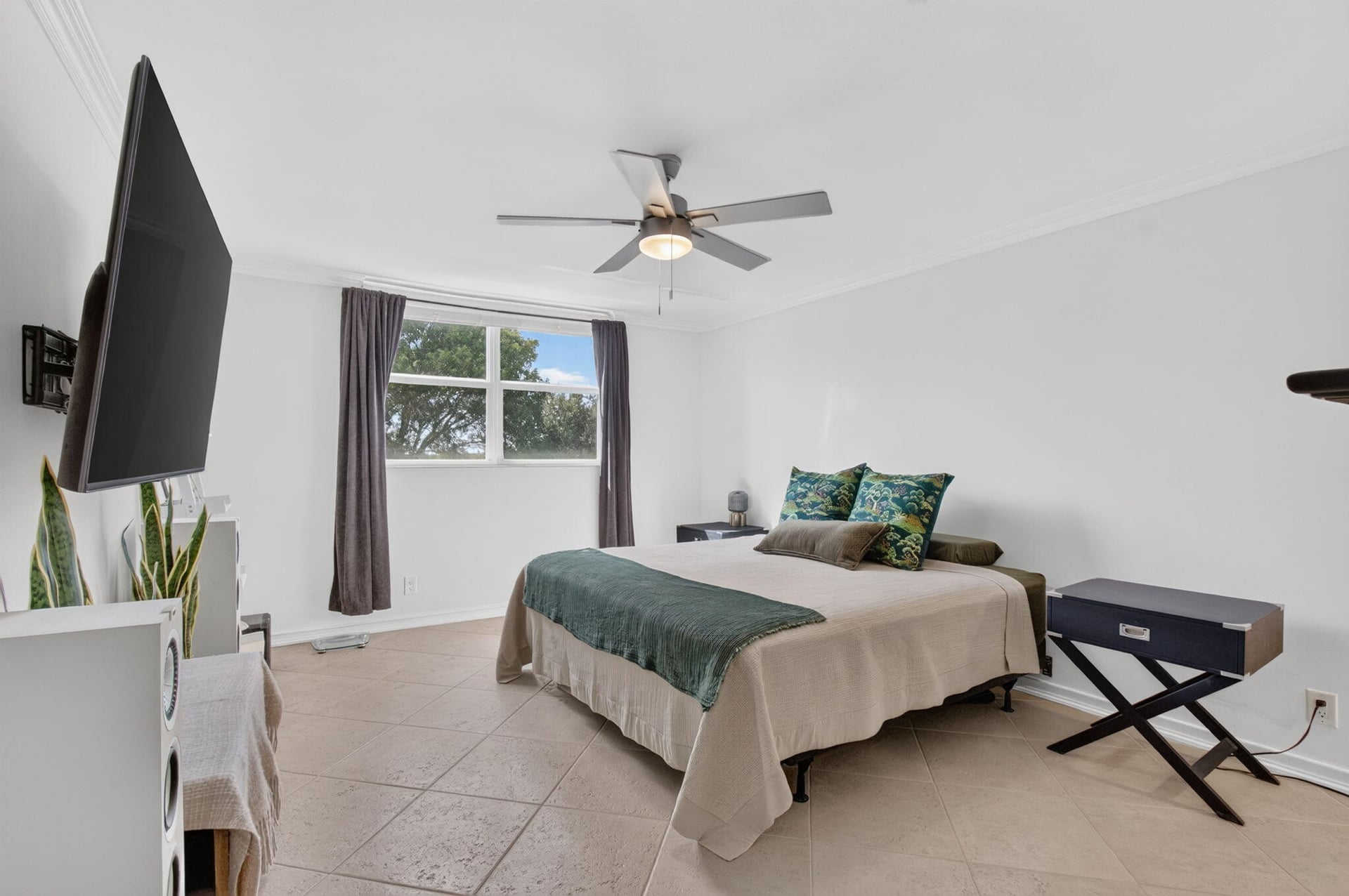  Unit 4140 photo 42