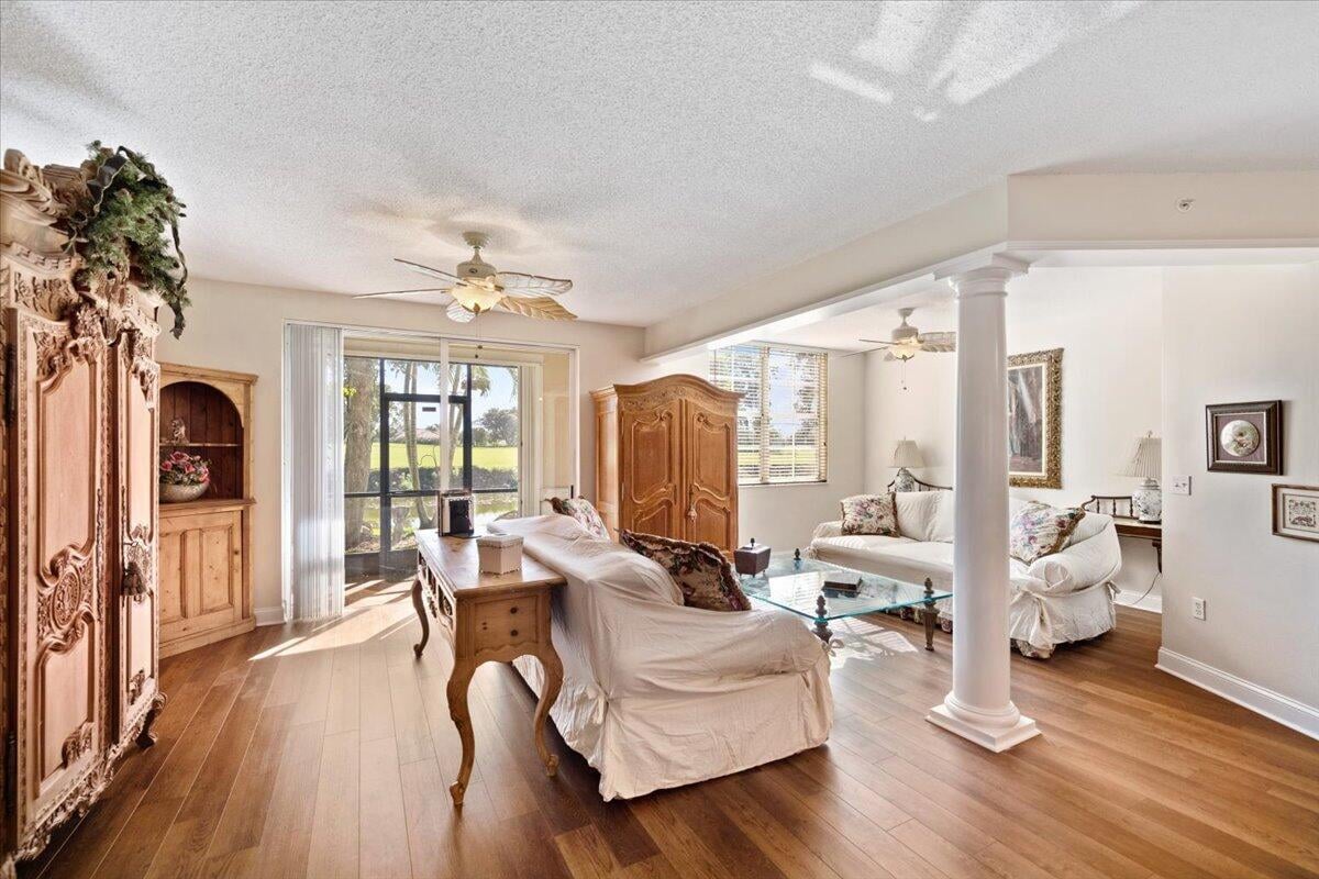  Unit 107 photo 10