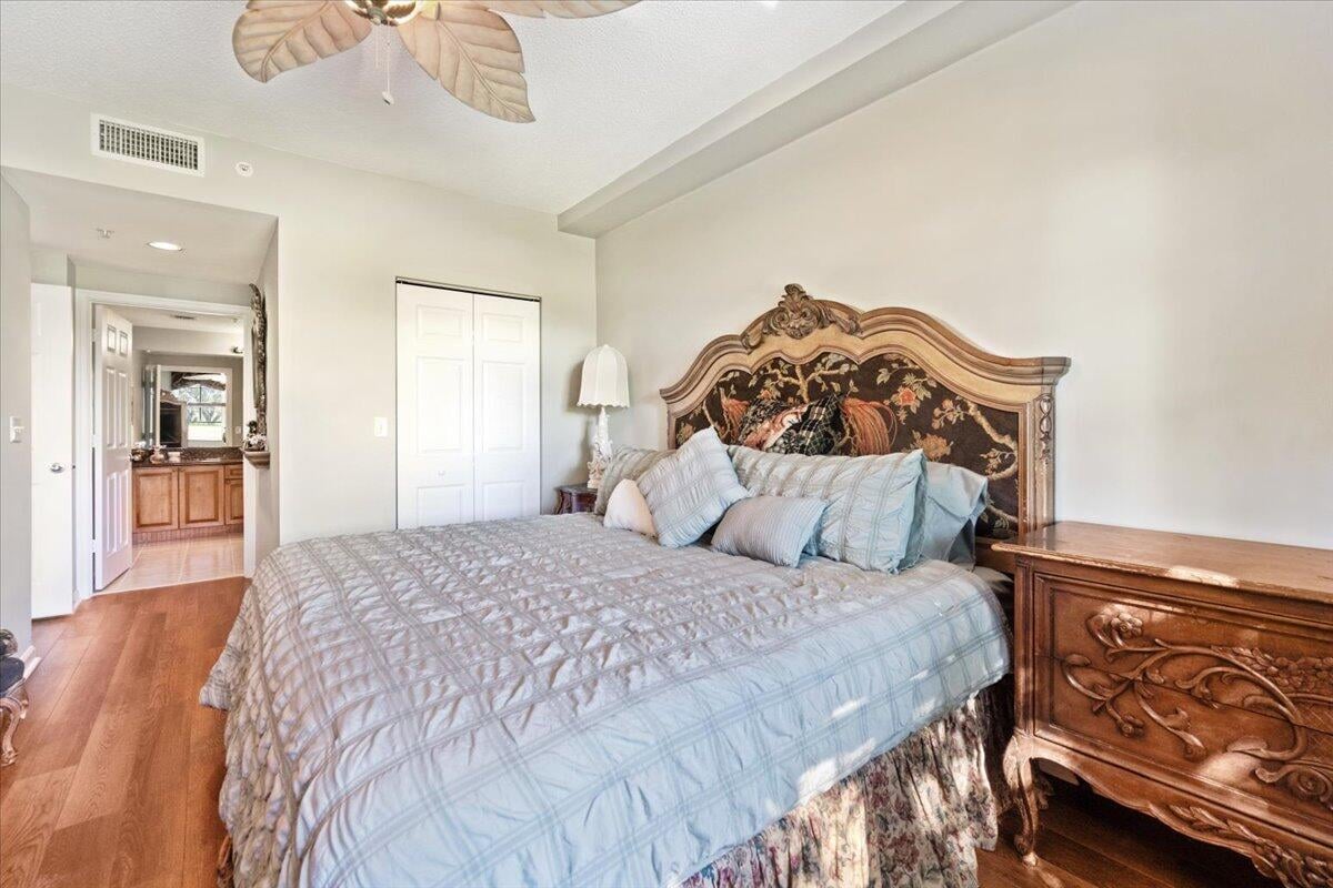  Unit 107 photo 15
