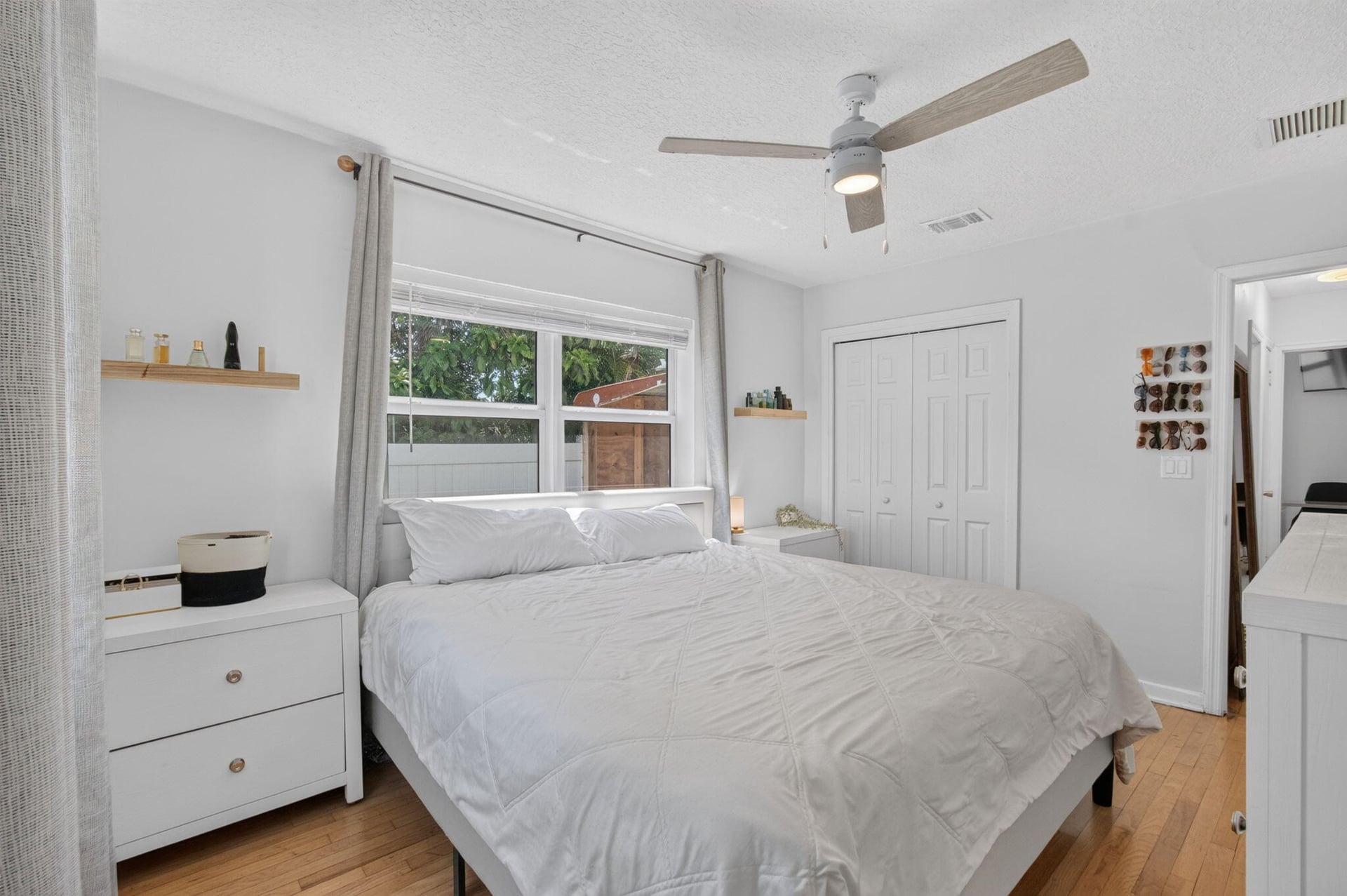 Residence photo 17