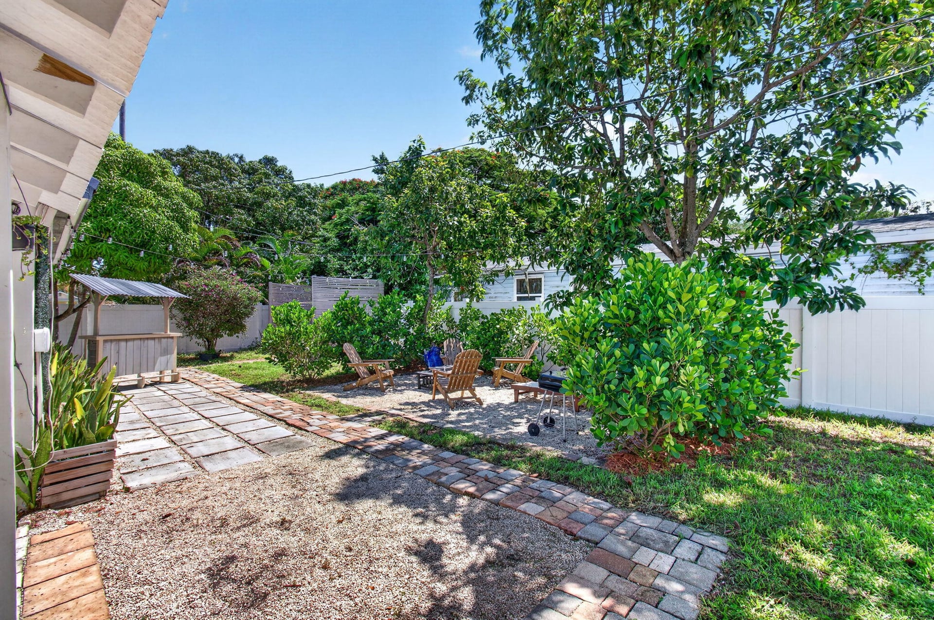 Residence photo 51