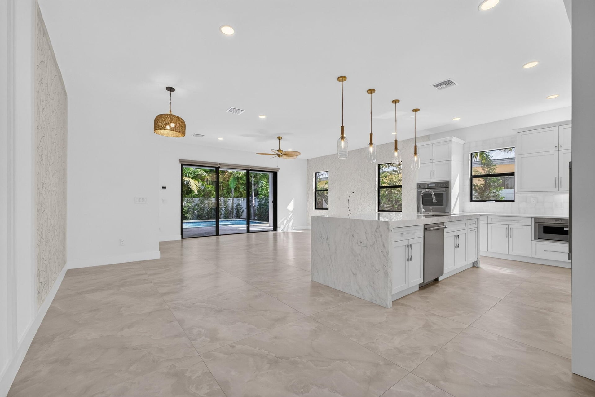 Palm Beach Shores Residence photo 6