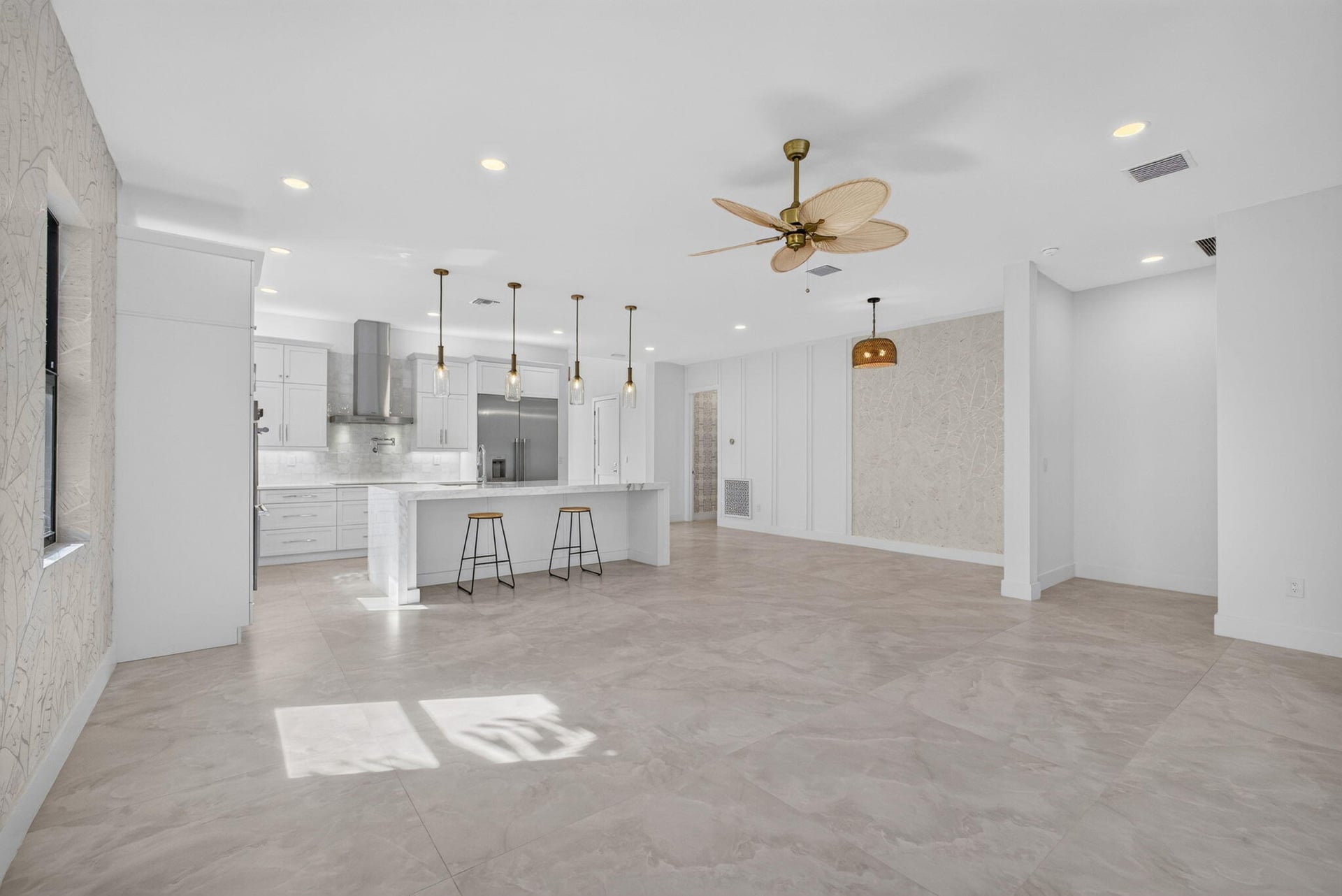 Palm Beach Shores Residence photo 18