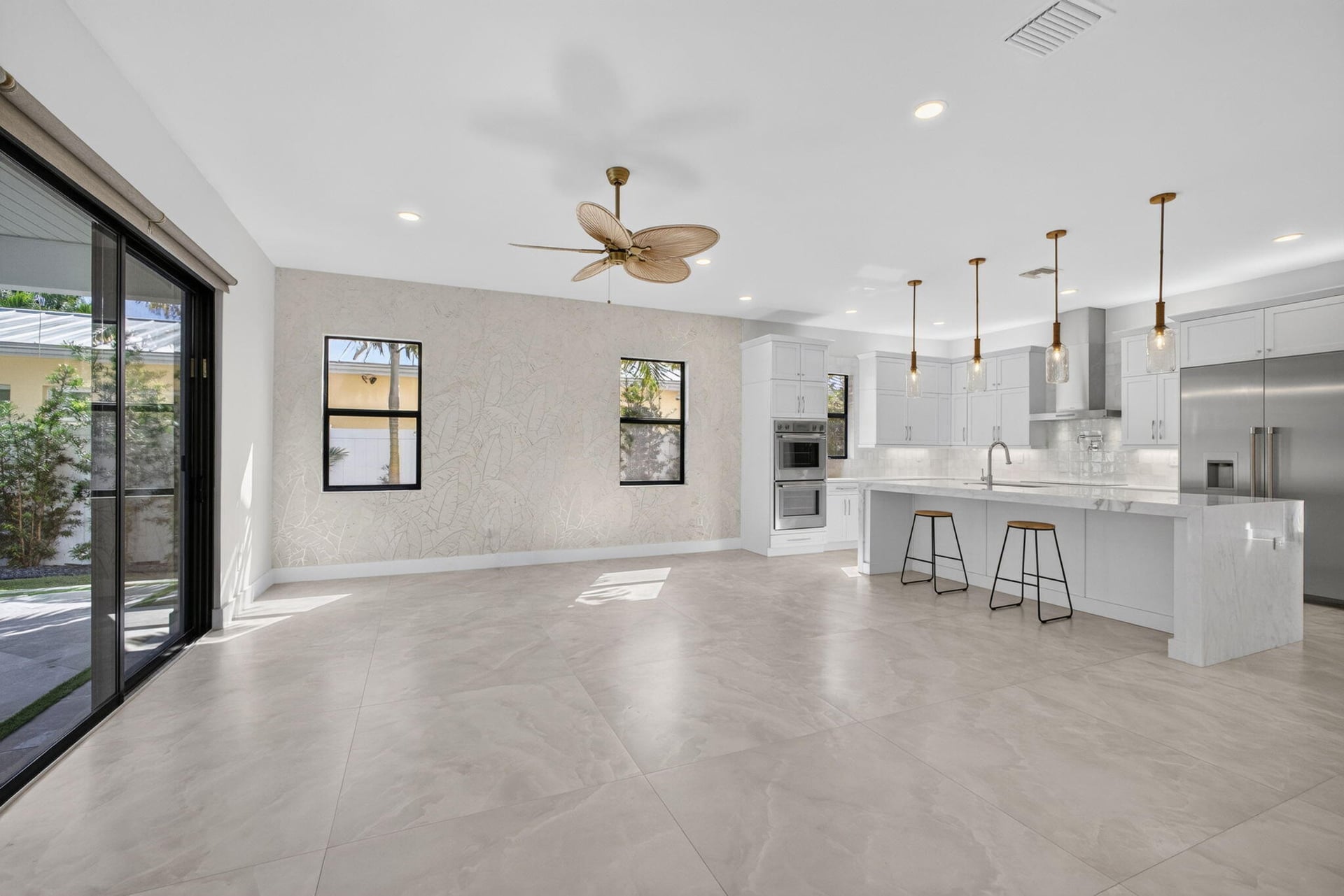 Palm Beach Shores Residence photo 20