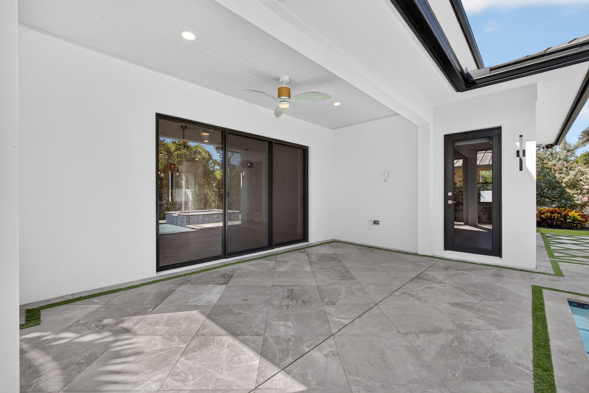 Palm Beach Shores Residence photo 53