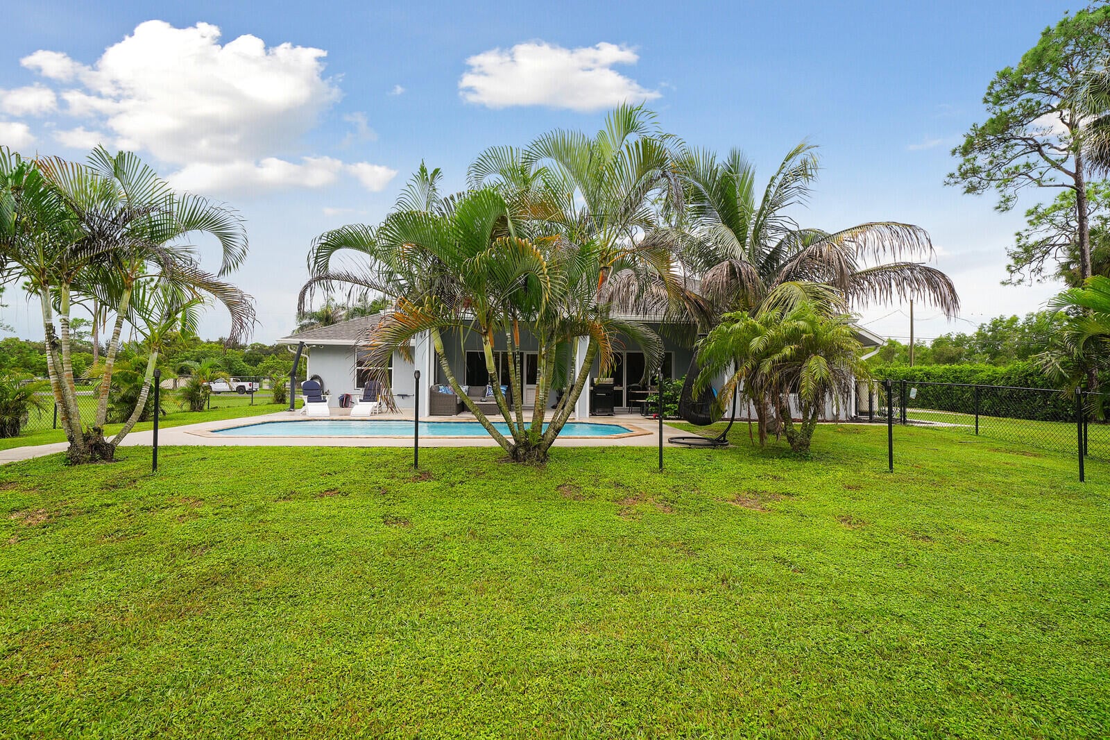 Residence photo 5