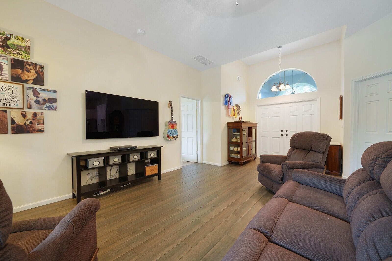 Residence photo 8
