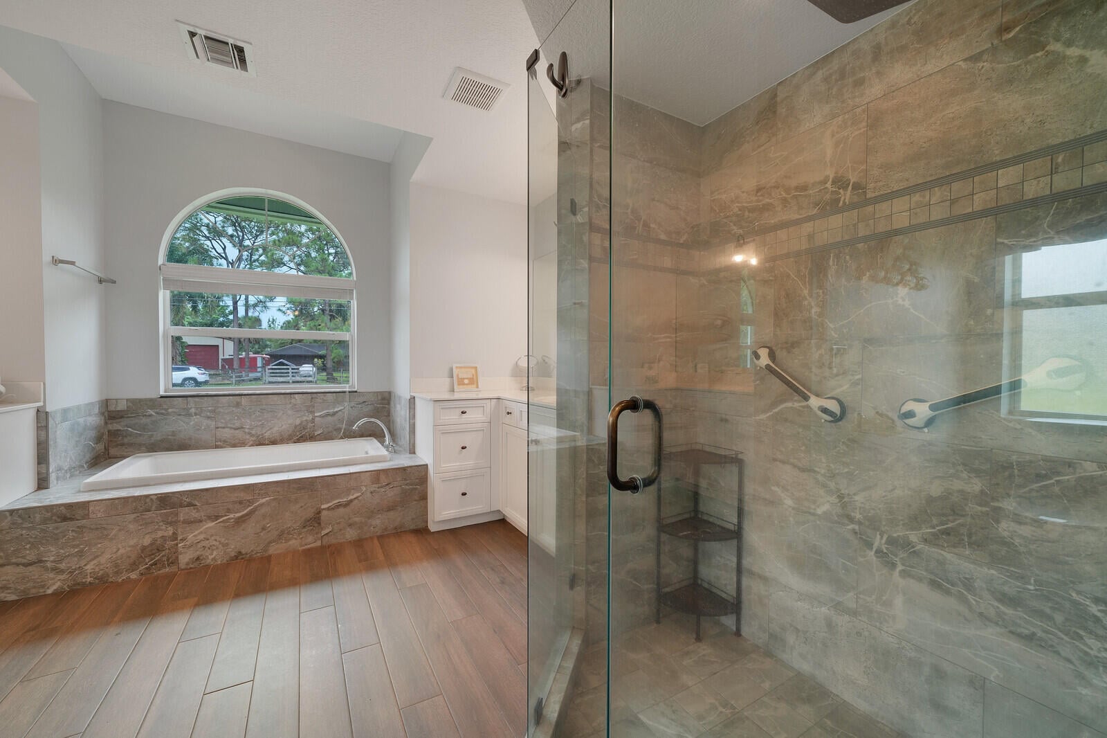 Residence photo 24