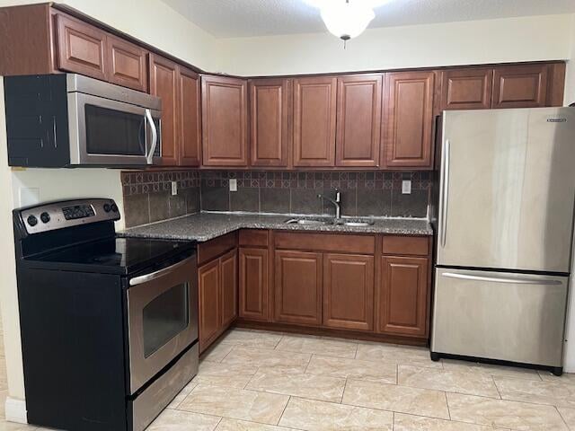 Residence photo 3