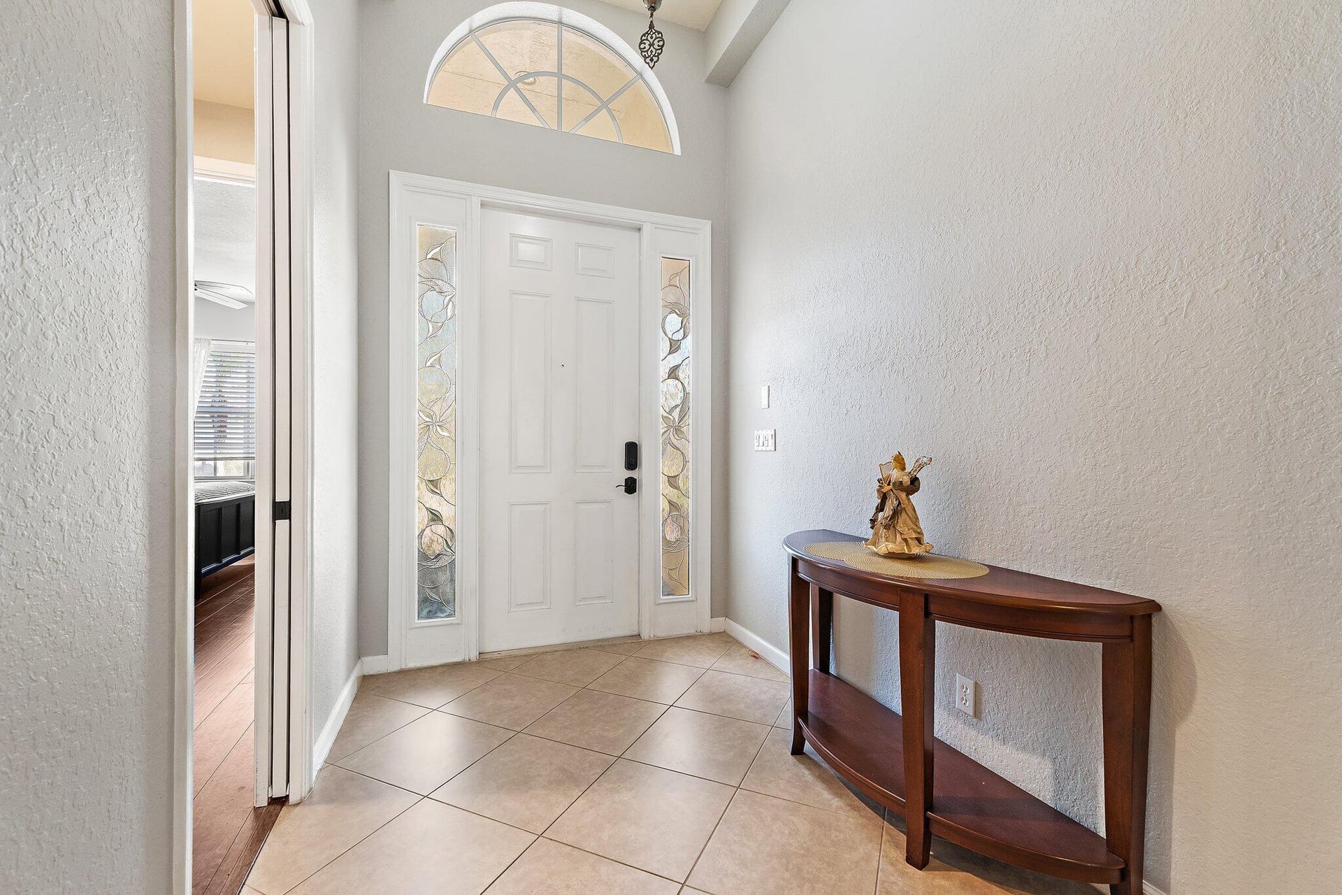 Residence photo 4