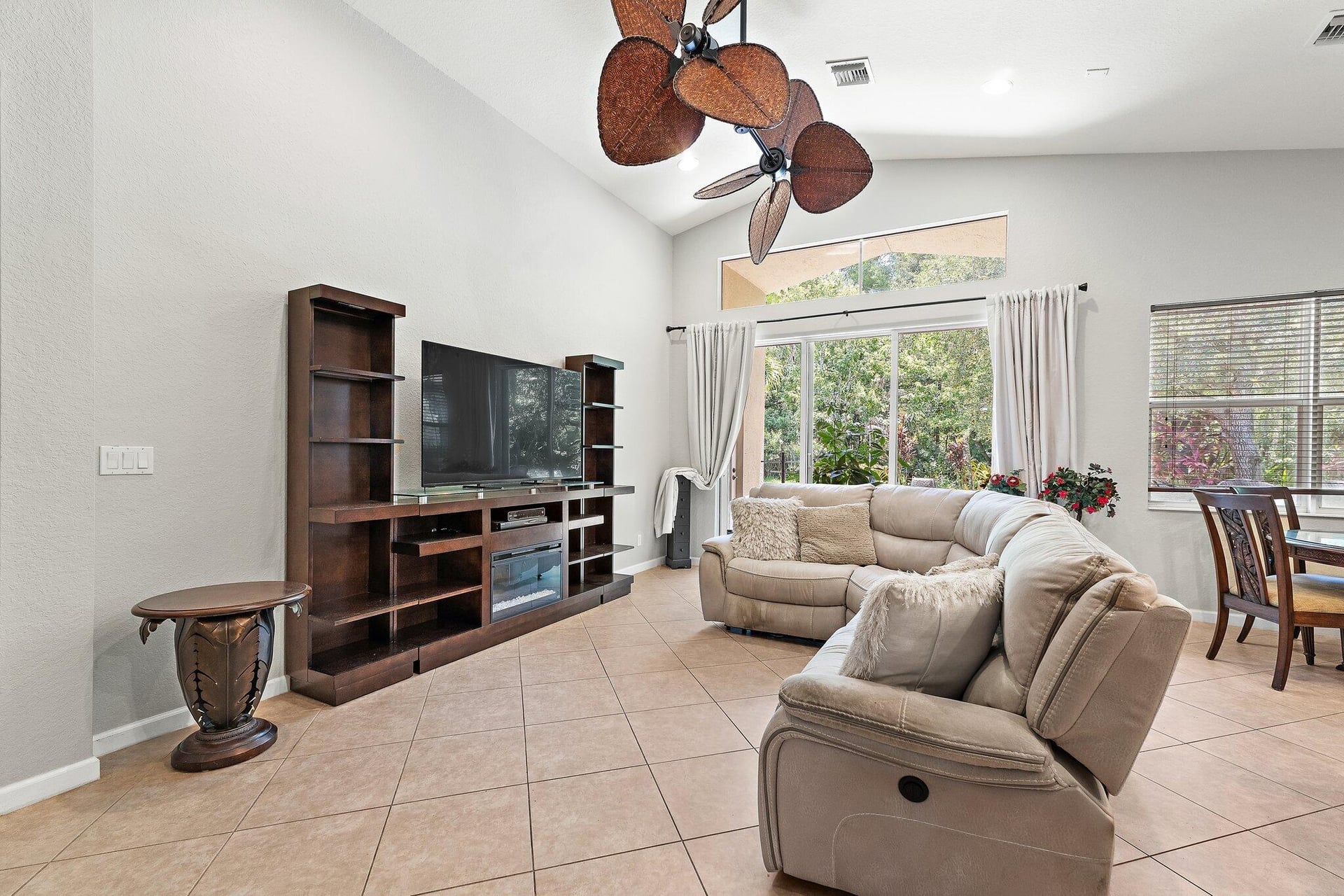 Residence photo 20