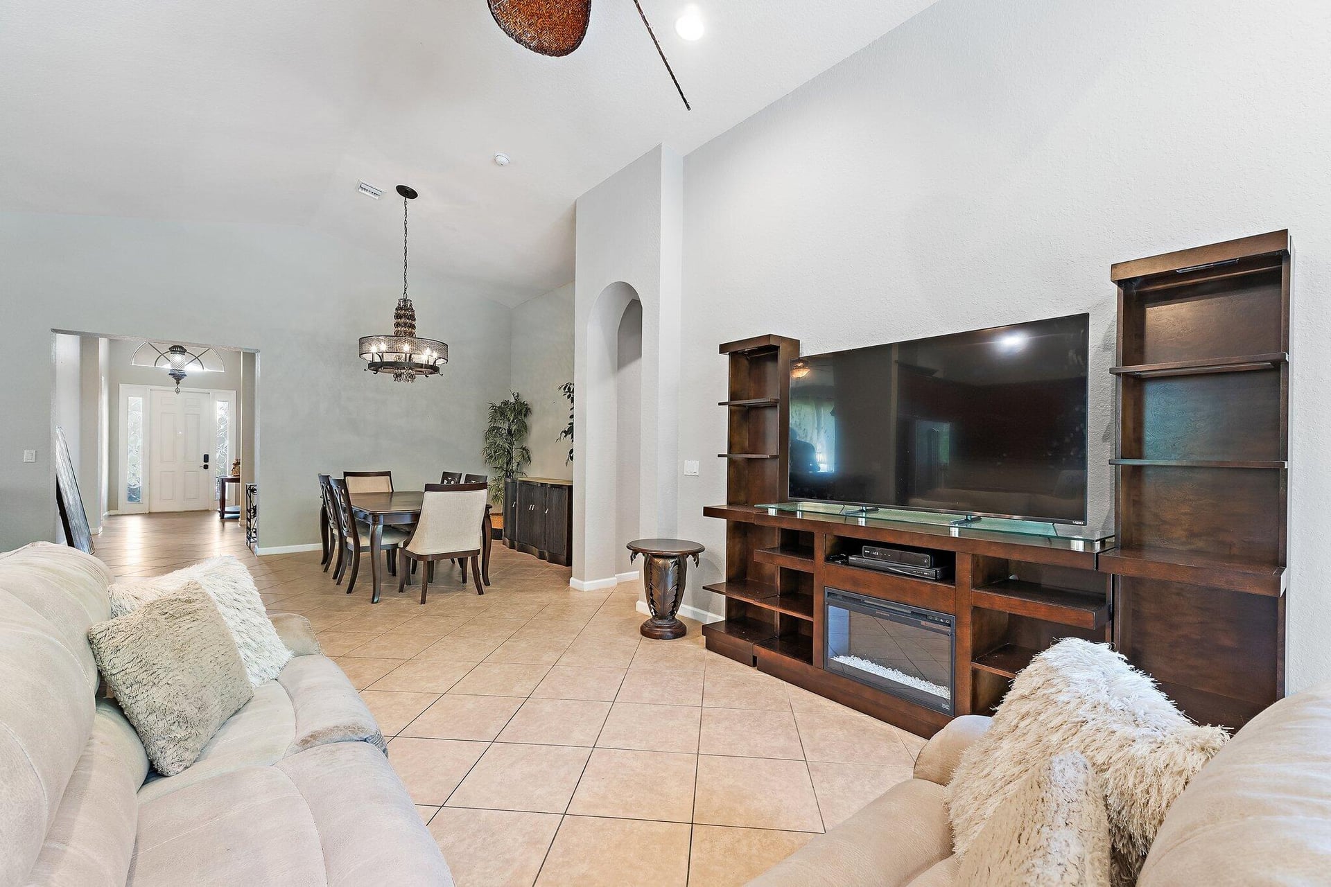 Residence photo 22
