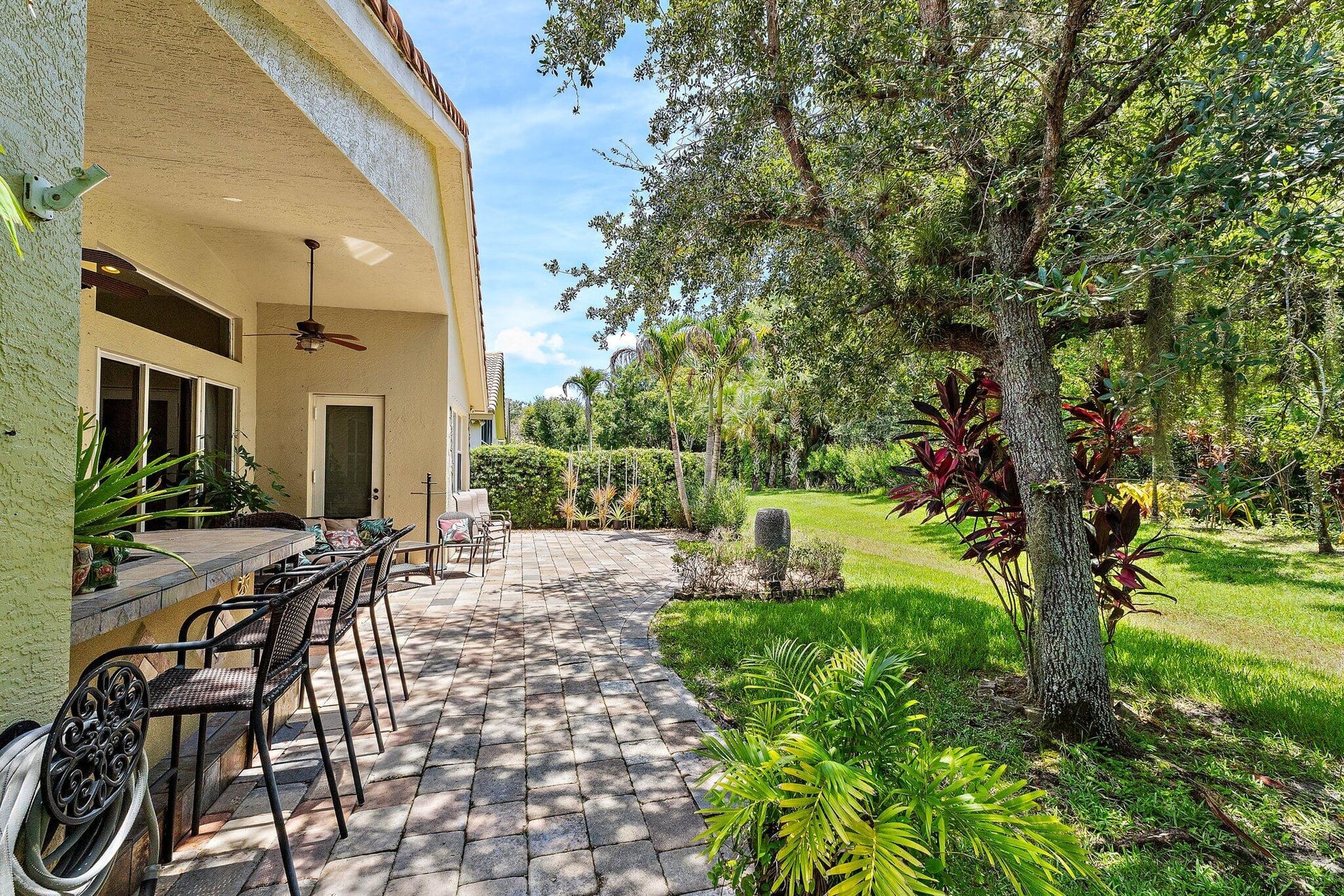 Residence photo 49