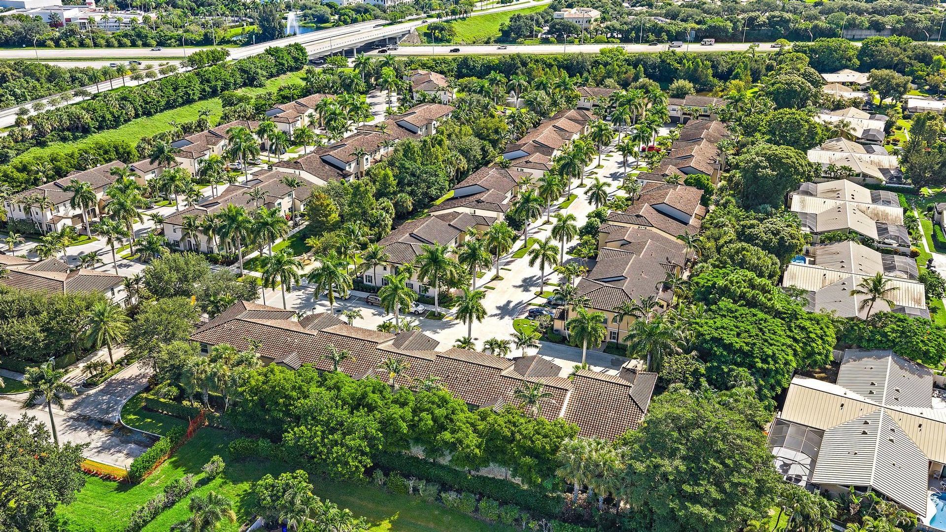 Old Palm Golf Club Residence photo 27
