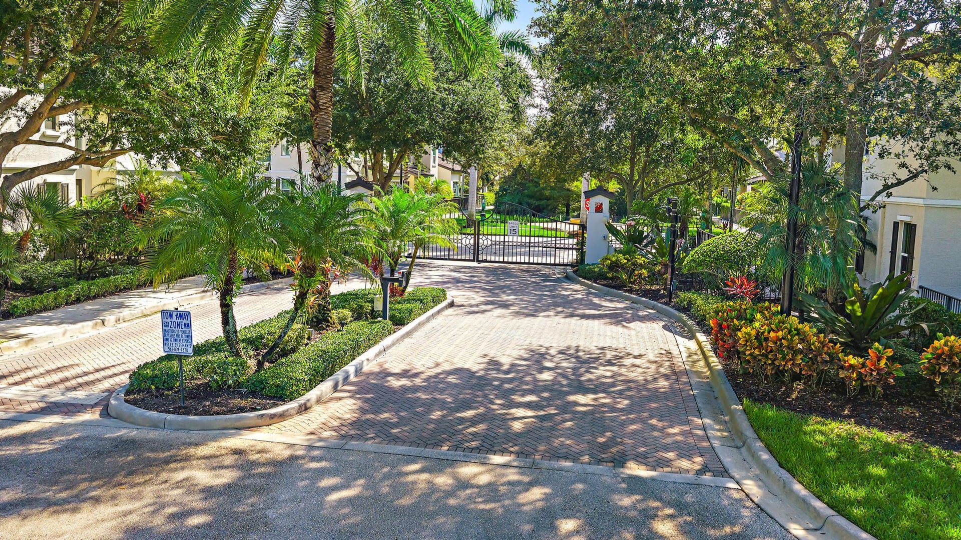 Old Palm Golf Club Residence photo 28