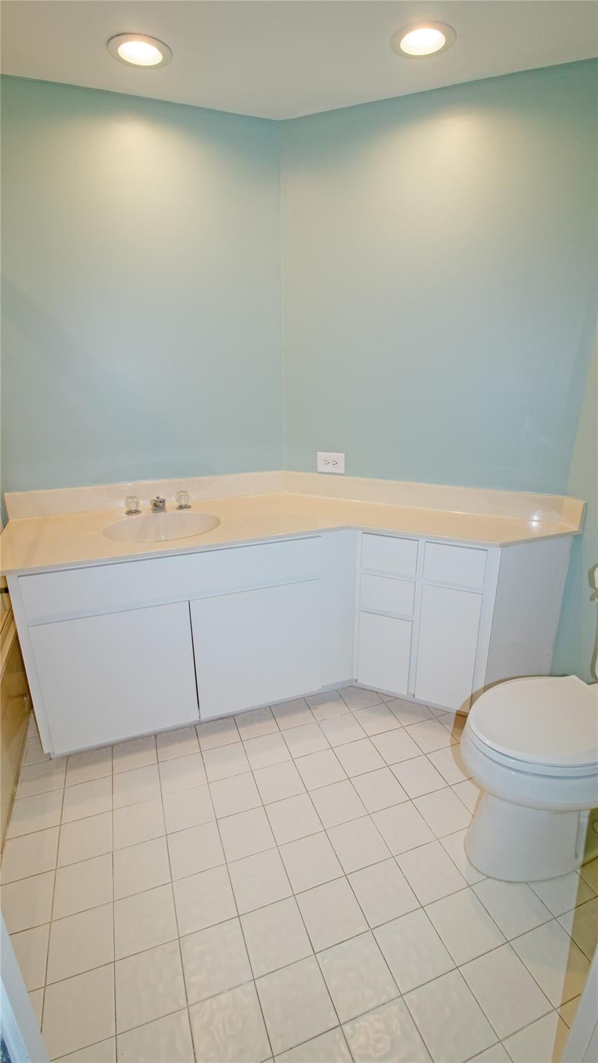  Unit 213 photo 15
