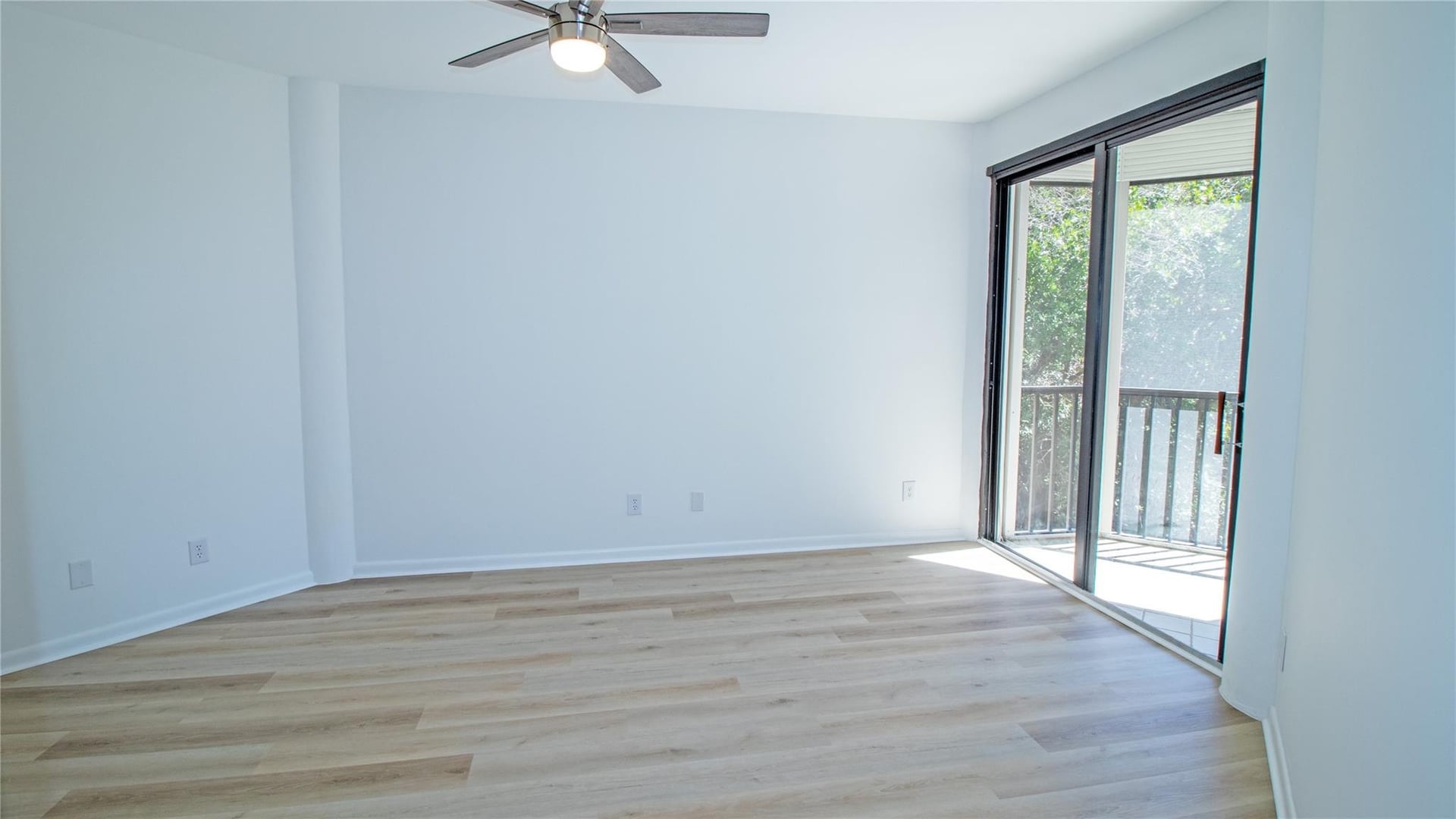  Unit 213 photo 21