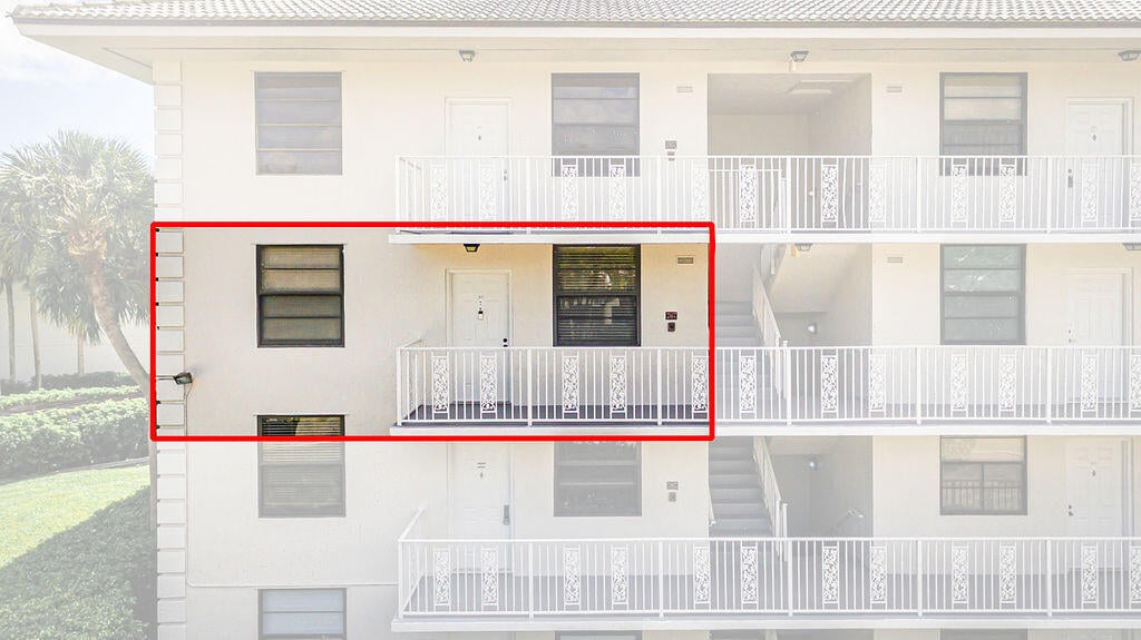 Unit 301 photo 36