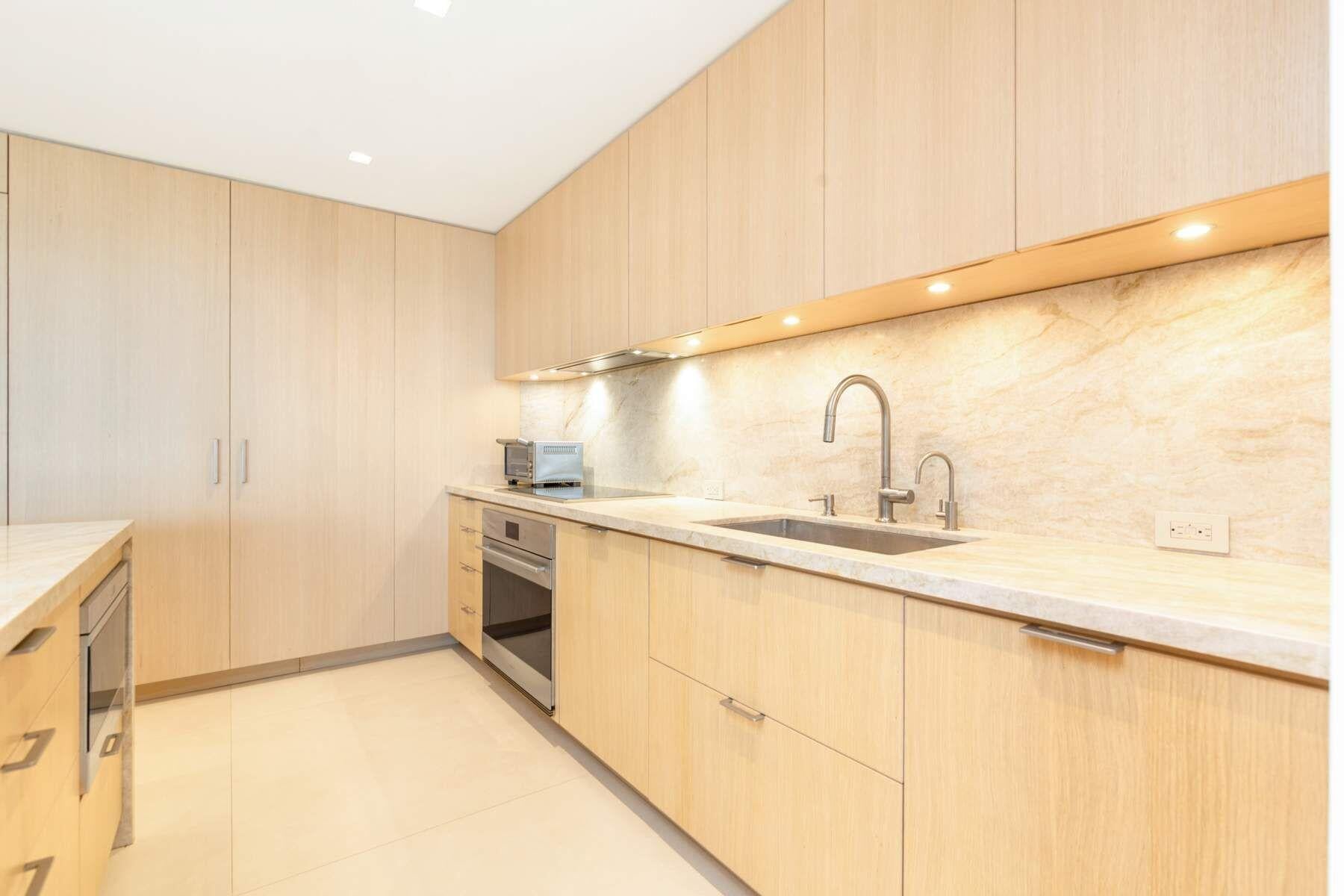Sloan's Curve Palm Beach Unit S-507 photo 5