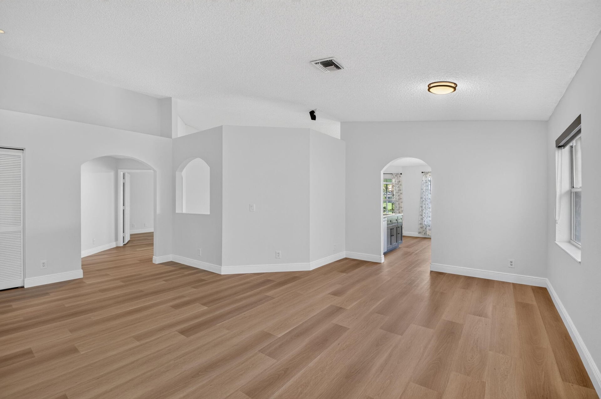 Residence photo 11