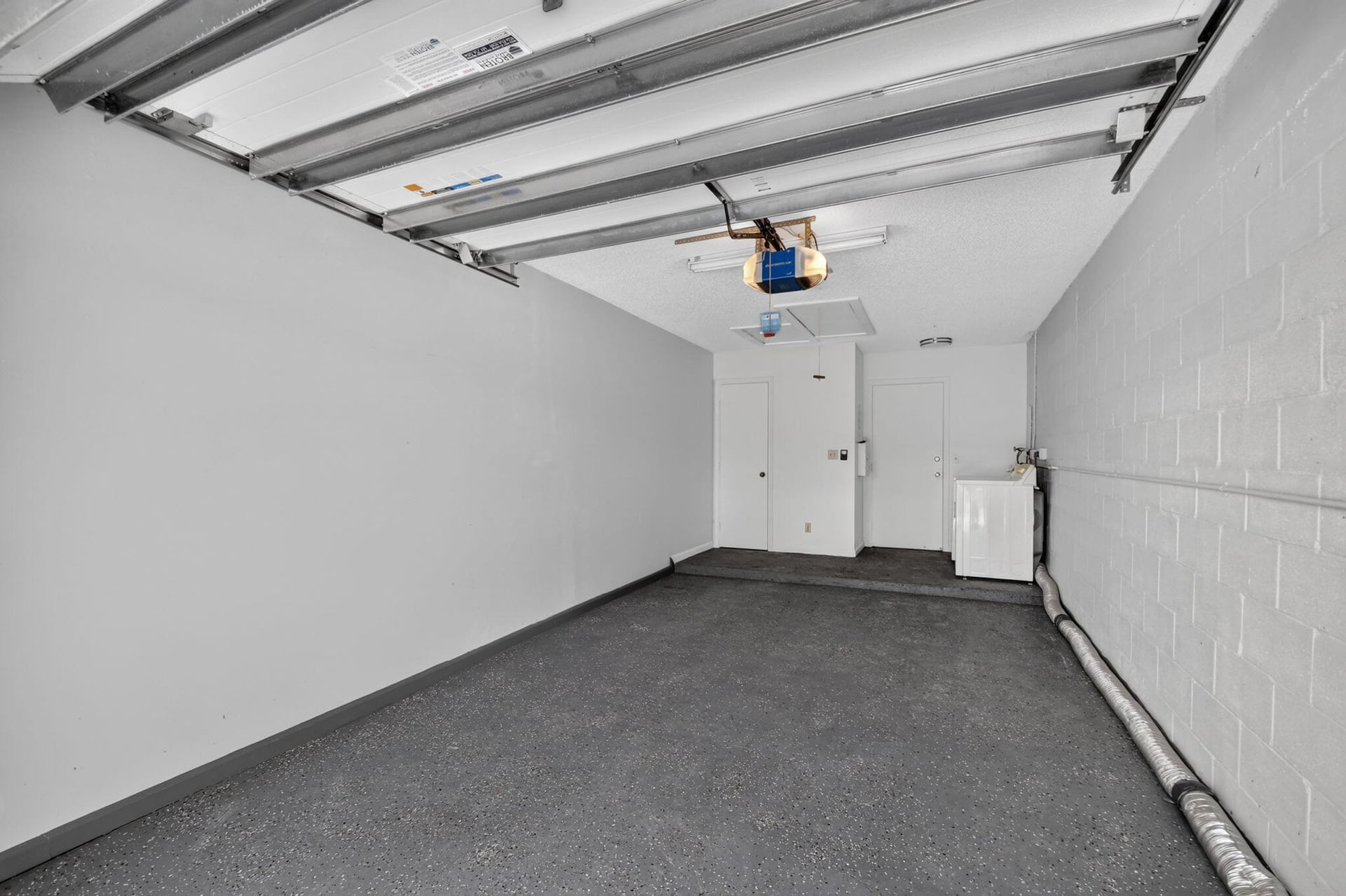 Unit A photo 31