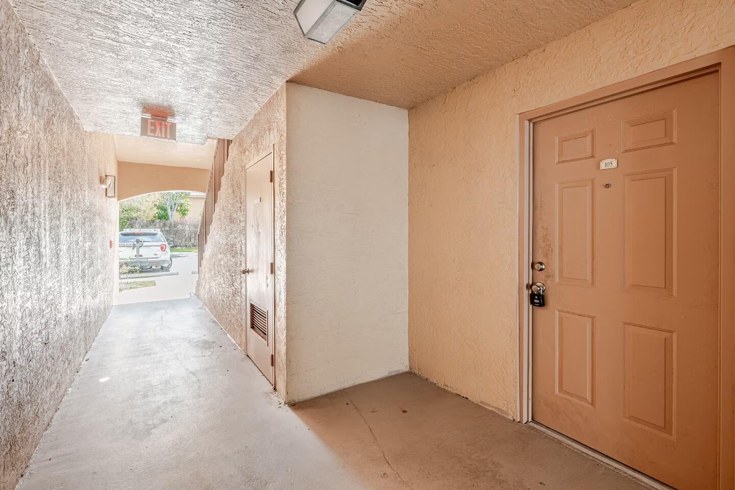 Unit 105 photo 3