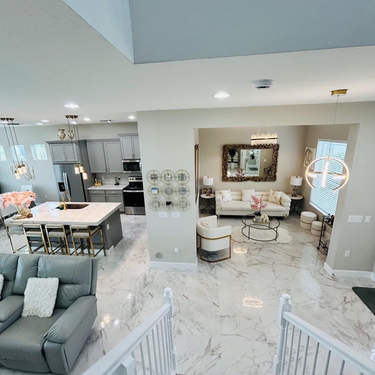  Residence photo 8