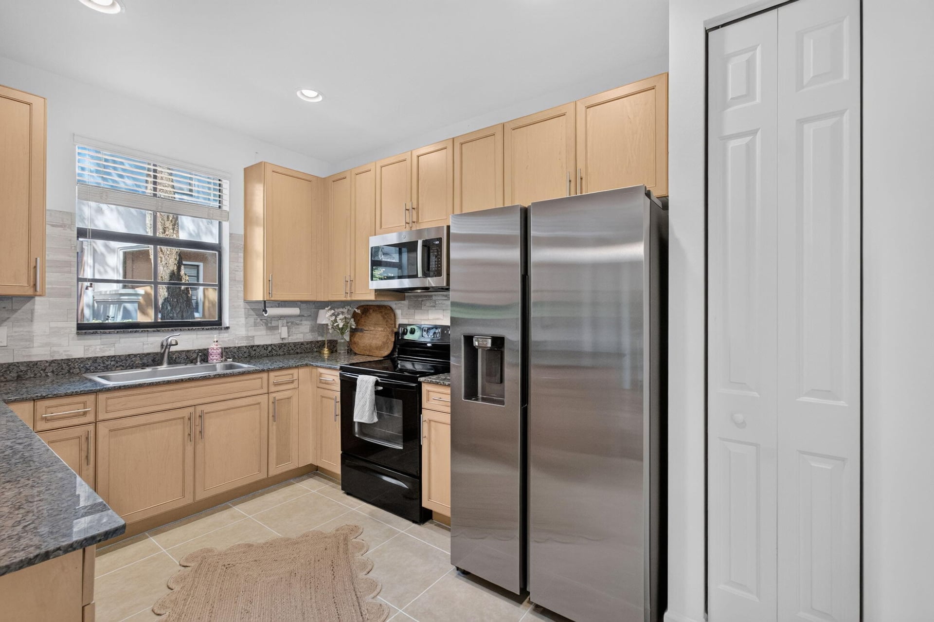  Residence photo 18