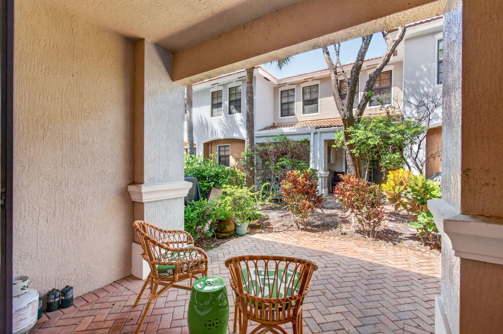  Residence photo 60
