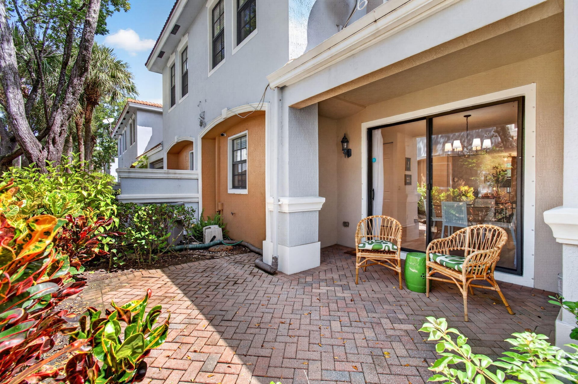  Residence photo 63
