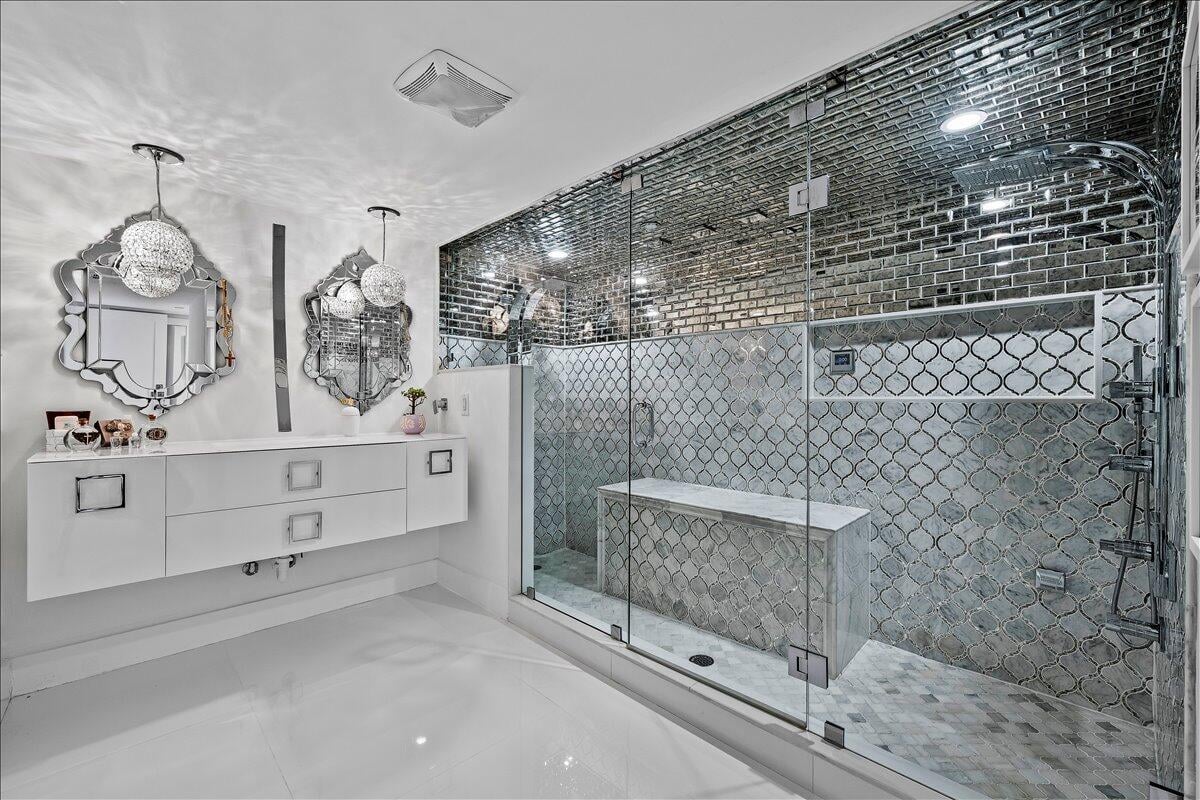 South Palm Beach Unit 605 N photo 32