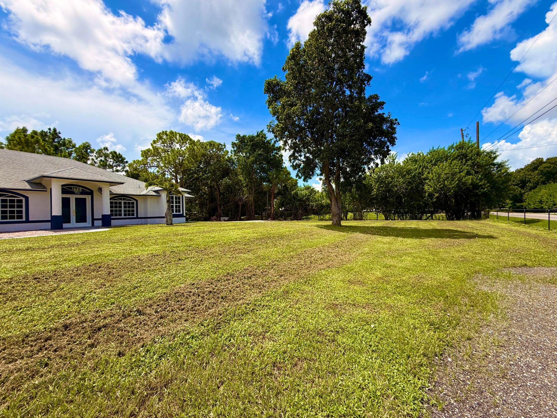 Residence photo 63